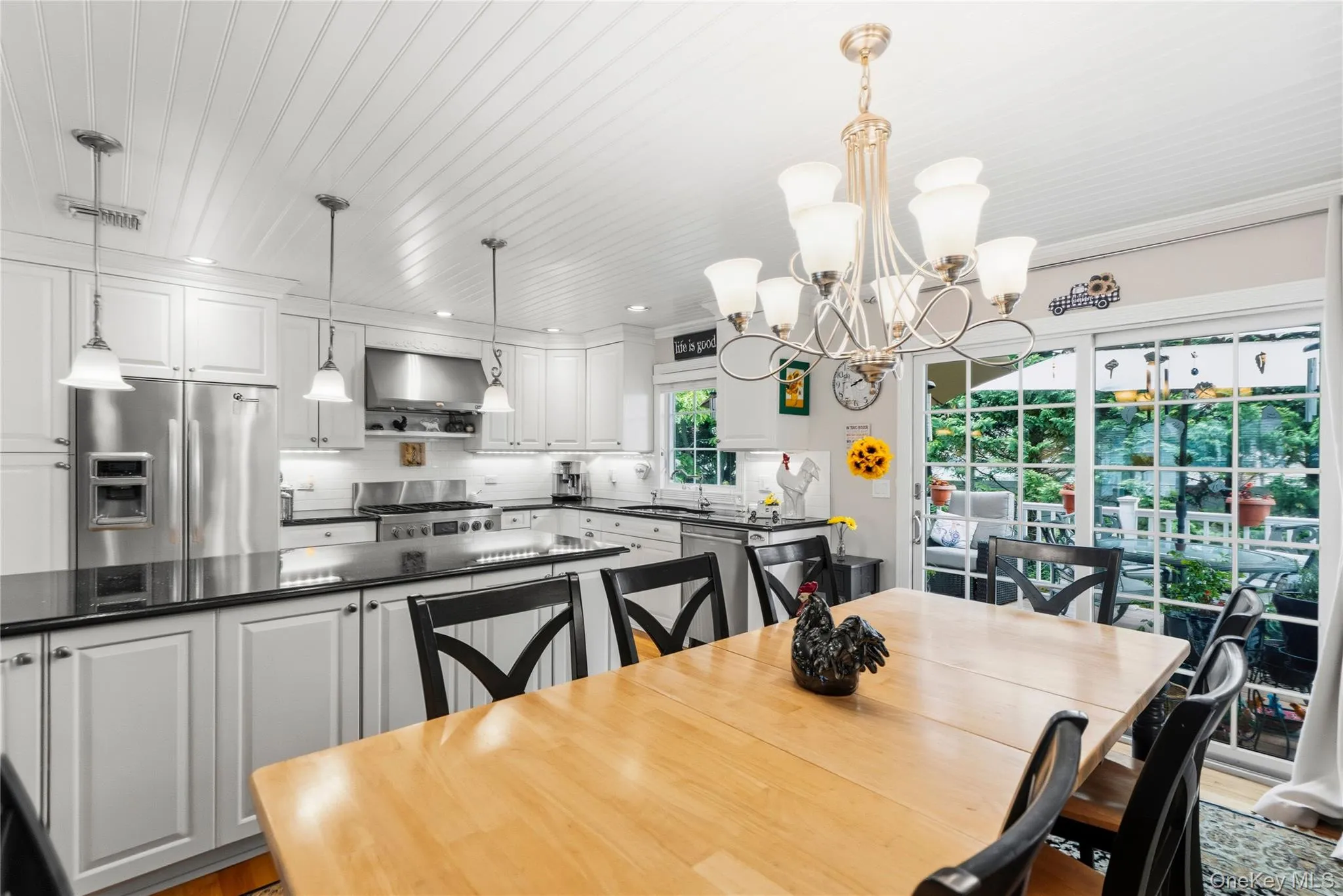 39 Brewster Road, Oyster Bay, NY, 3 Bedrooms Bedrooms, 8 Rooms Rooms,2 BathroomsBathrooms,Residential,For Rent,Brewster,0,1006072 39 Brewster Road, Oyster Bay, NY, 3 Bedrooms Bedrooms, 8 Rooms Rooms,2 BathroomsBathrooms,Residential,For Rent,Brewster,0,1006072