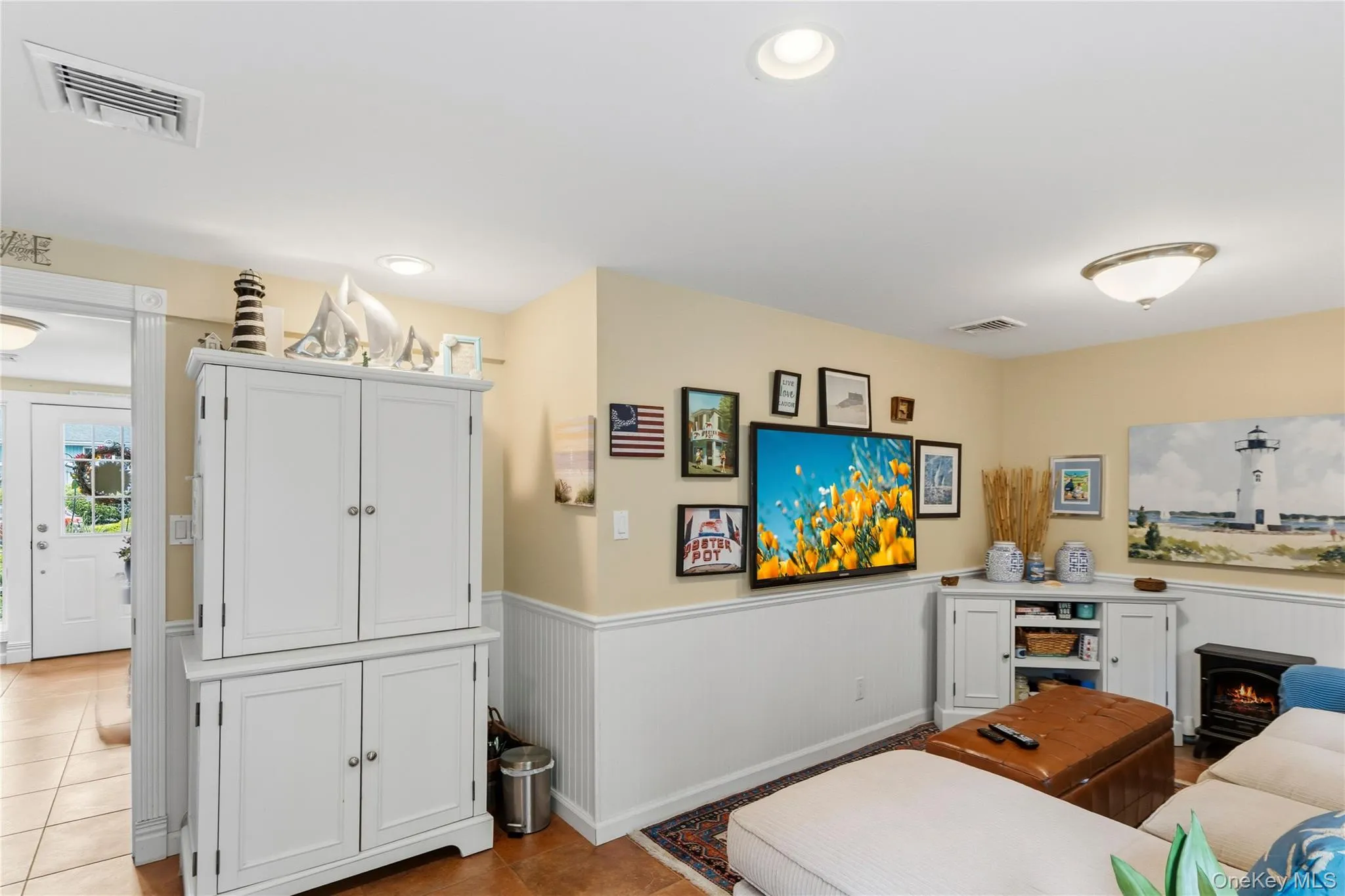 39 Brewster Road, Oyster Bay, NY, 3 Bedrooms Bedrooms, 8 Rooms Rooms,2 BathroomsBathrooms,Residential,For Rent,Brewster,0,1006072 39 Brewster Road, Oyster Bay, NY, 3 Bedrooms Bedrooms, 8 Rooms Rooms,2 BathroomsBathrooms,Residential,For Rent,Brewster,0,1006072