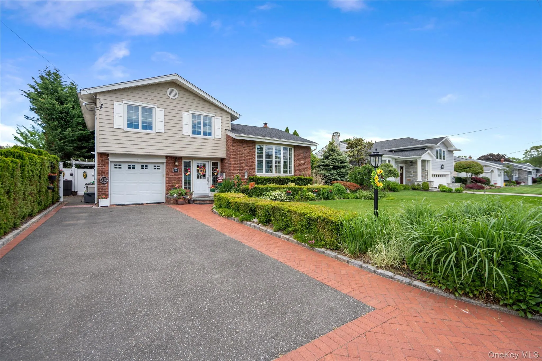 39 Brewster Road, Oyster Bay, NY, 3 Bedrooms Bedrooms, 8 Rooms Rooms,2 BathroomsBathrooms,Residential,For Rent,Brewster,0,1006072 39 Brewster Road, Oyster Bay, NY, 3 Bedrooms Bedrooms, 8 Rooms Rooms,2 BathroomsBathrooms,Residential,For Rent,Brewster,0,1006072