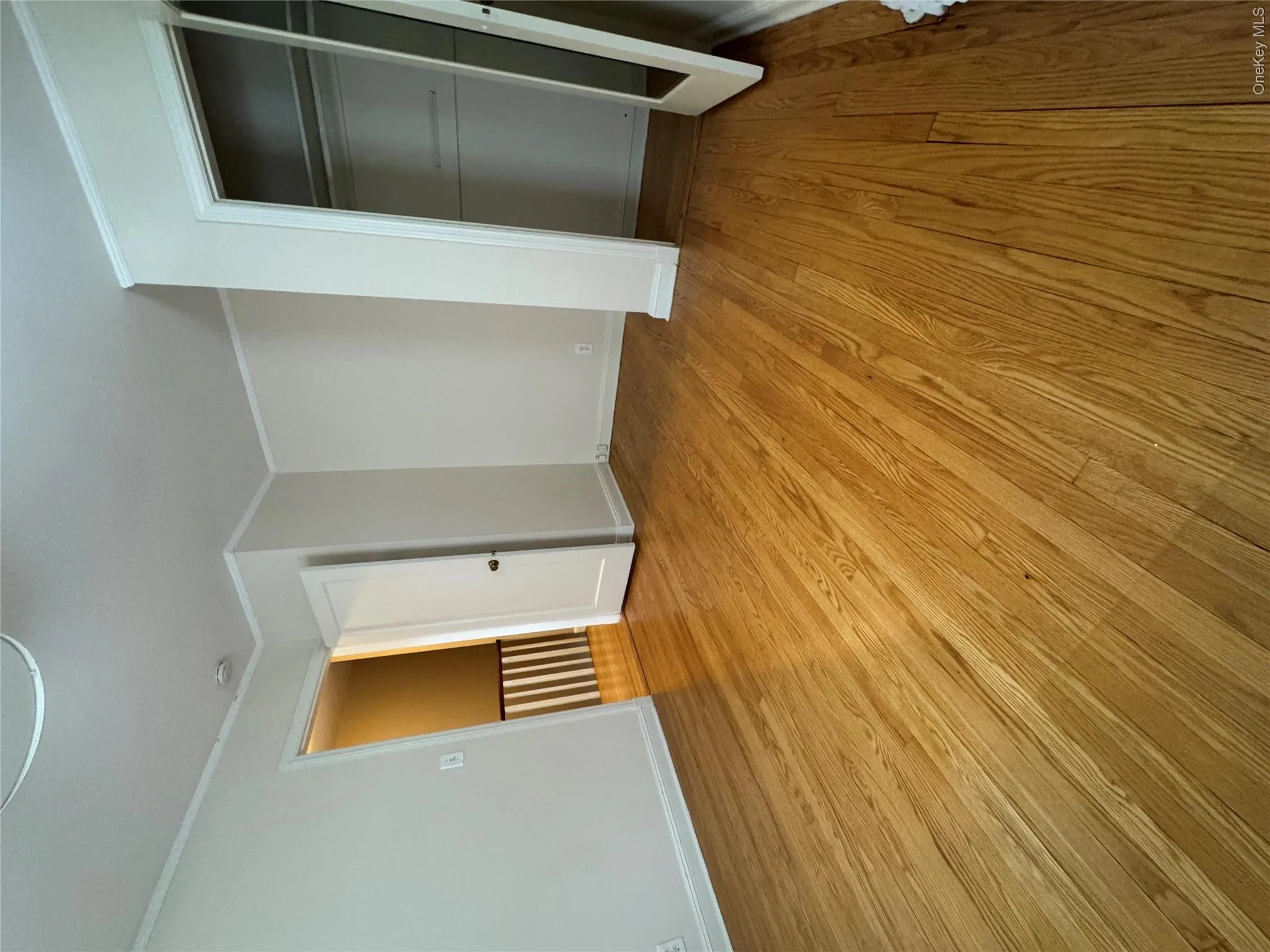 22 Bayview Court, North Hempstead, NY, 3 Bedrooms Bedrooms, 6 Rooms Rooms,2 BathroomsBathrooms,Residential Lease,For Rent,Bayview,0,1006073 22 Bayview Court, North Hempstead, NY, 3 Bedrooms Bedrooms, 6 Rooms Rooms,2 BathroomsBathrooms,Residential Lease,For Rent,Bayview,0,1006073