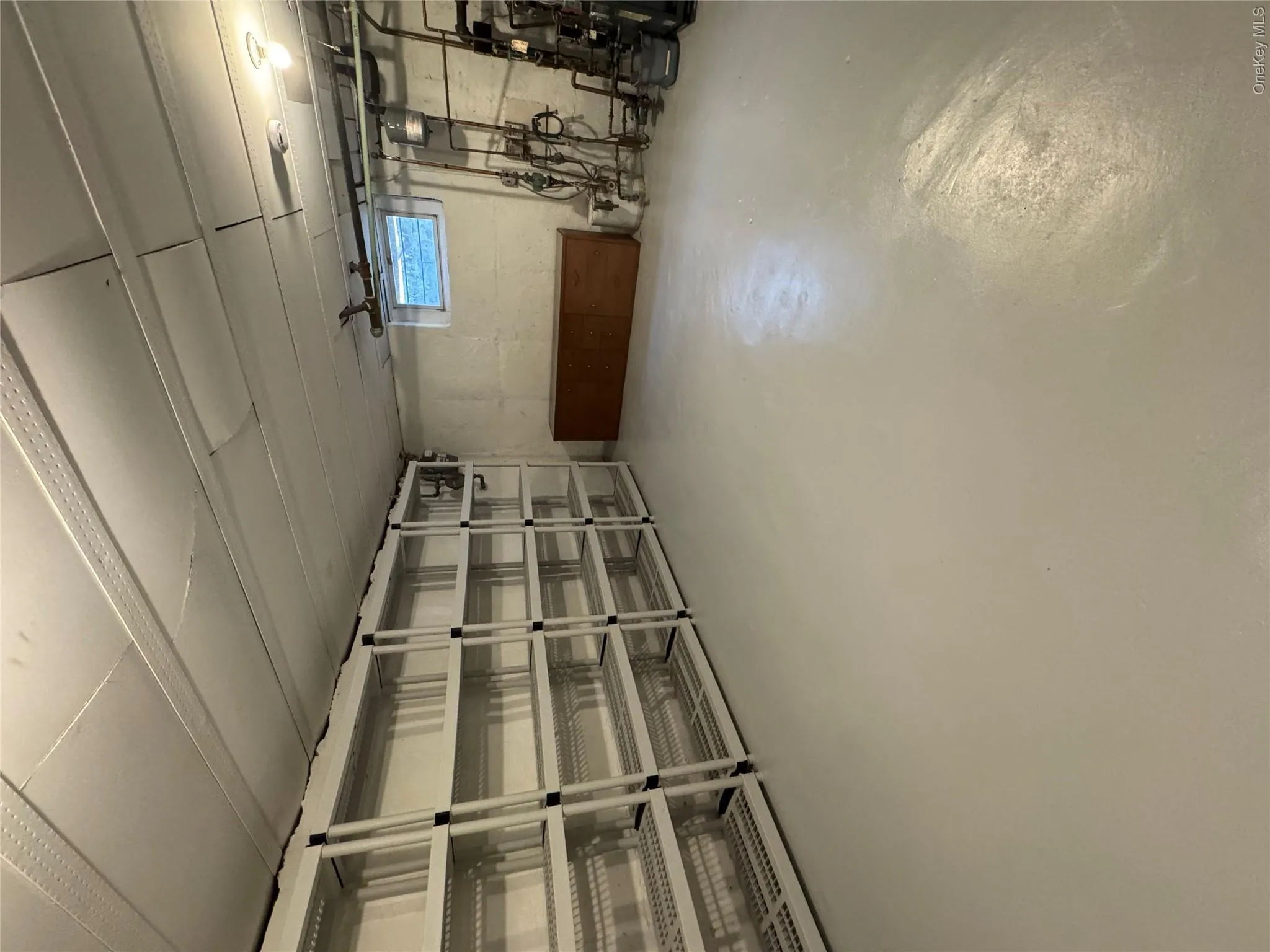 22 Bayview Court, North Hempstead, NY, 3 Bedrooms Bedrooms, 6 Rooms Rooms,2 BathroomsBathrooms,Residential Lease,For Rent,Bayview,0,1006073 22 Bayview Court, North Hempstead, NY, 3 Bedrooms Bedrooms, 6 Rooms Rooms,2 BathroomsBathrooms,Residential Lease,For Rent,Bayview,0,1006073