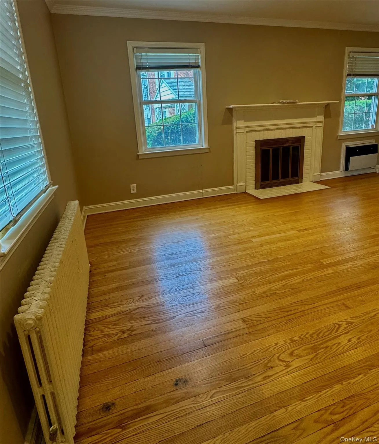 22 Bayview Court, North Hempstead, NY, 3 Bedrooms Bedrooms, 6 Rooms Rooms,2 BathroomsBathrooms,Residential Lease,For Rent,Bayview,0,1006073 22 Bayview Court, North Hempstead, NY, 3 Bedrooms Bedrooms, 6 Rooms Rooms,2 BathroomsBathrooms,Residential Lease,For Rent,Bayview,0,1006073