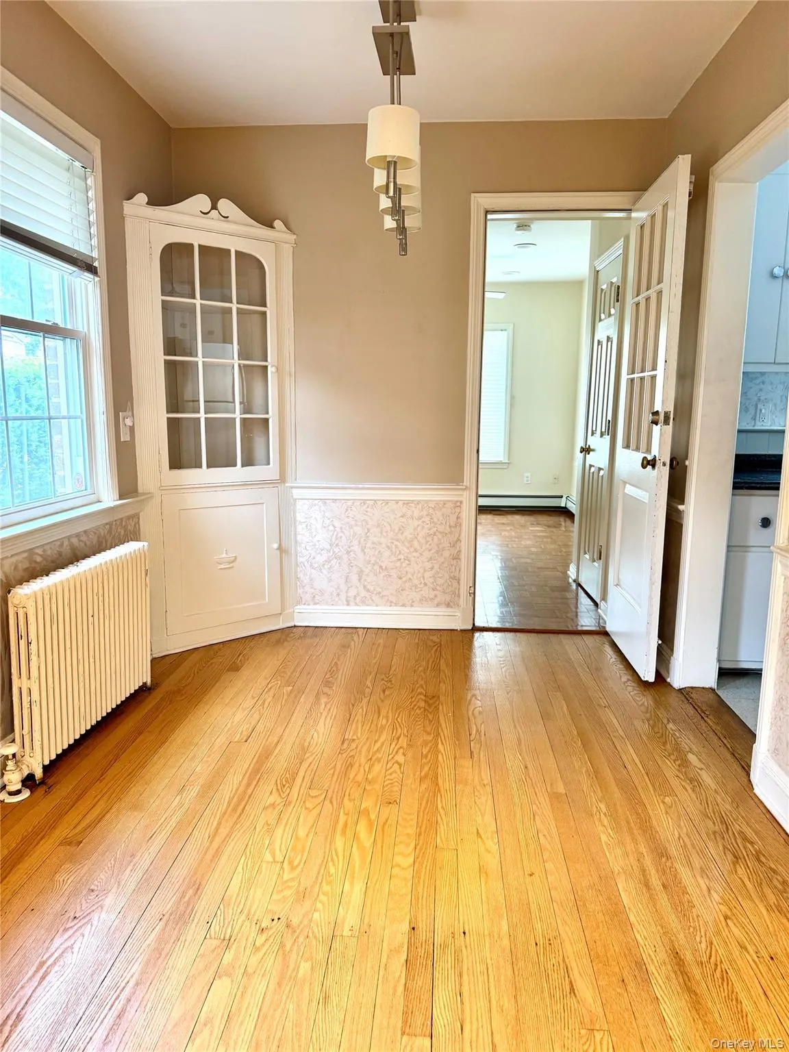 22 Bayview Court, North Hempstead, NY, 3 Bedrooms Bedrooms, 6 Rooms Rooms,2 BathroomsBathrooms,Residential Lease,For Rent,Bayview,0,1006073 22 Bayview Court, North Hempstead, NY, 3 Bedrooms Bedrooms, 6 Rooms Rooms,2 BathroomsBathrooms,Residential Lease,For Rent,Bayview,0,1006073