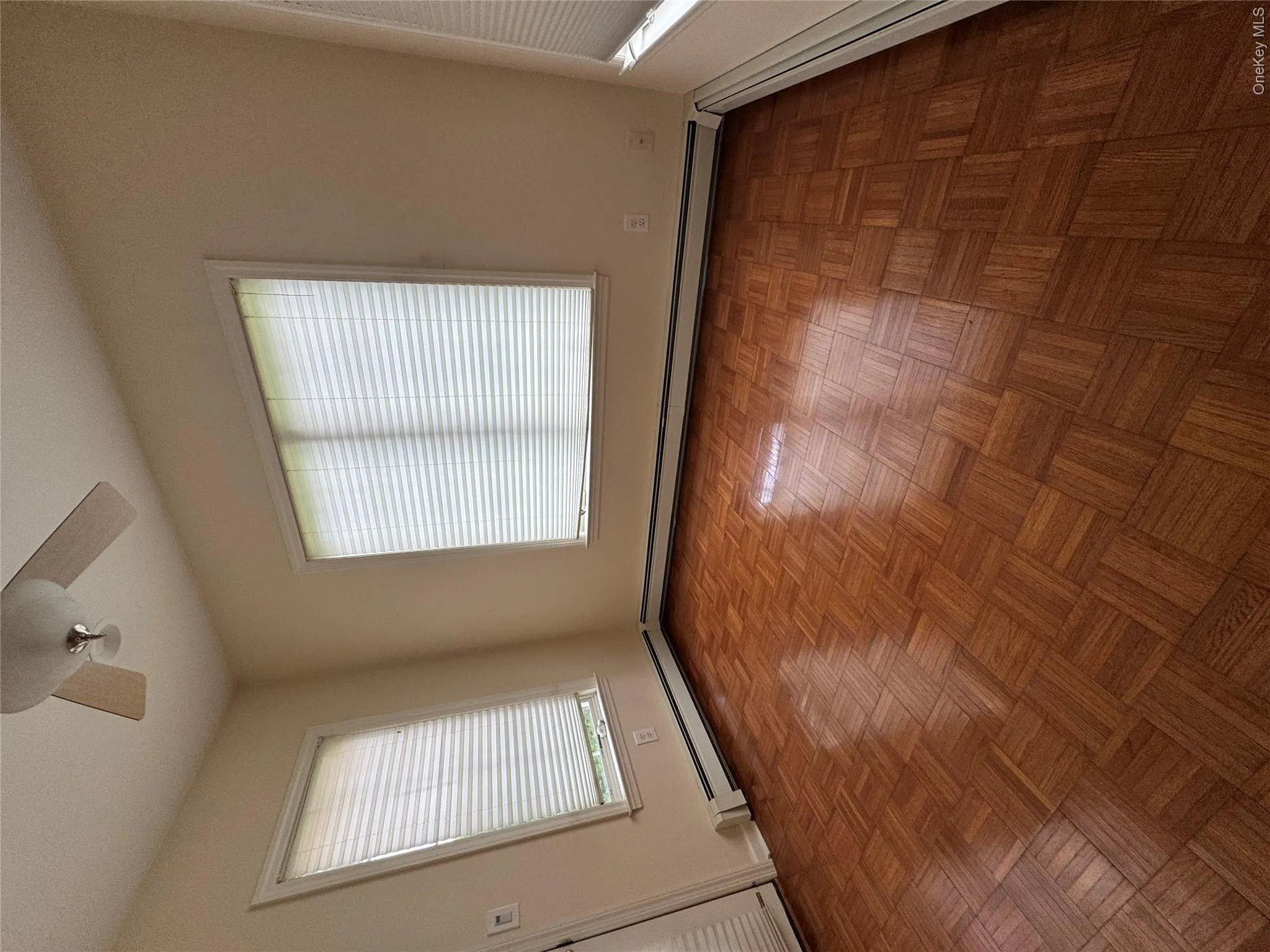 22 Bayview Court, North Hempstead, NY, 3 Bedrooms Bedrooms, 6 Rooms Rooms,2 BathroomsBathrooms,Residential Lease,For Rent,Bayview,0,1006073 22 Bayview Court, North Hempstead, NY, 3 Bedrooms Bedrooms, 6 Rooms Rooms,2 BathroomsBathrooms,Residential Lease,For Rent,Bayview,0,1006073