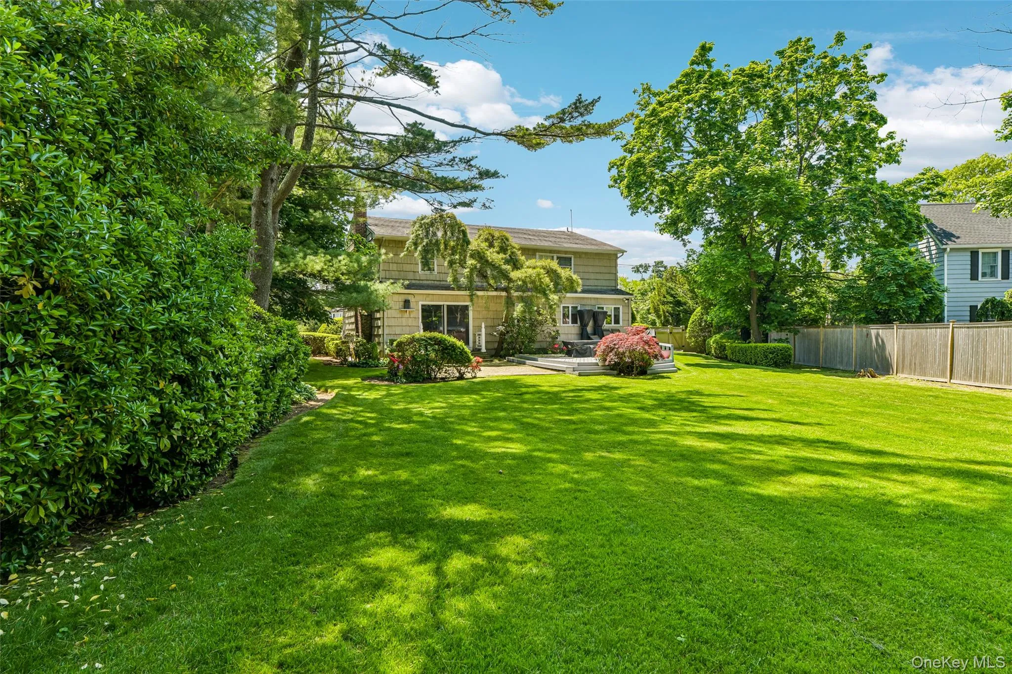 100 Hewlett Neck Road, Hempstead, NY, 5 Bedrooms Bedrooms, 10 Rooms Rooms,3 BathroomsBathrooms,Residential,For Rent,Hewlett Neck,0,1006074 100 Hewlett Neck Road, Hempstead, NY, 5 Bedrooms Bedrooms, 10 Rooms Rooms,3 BathroomsBathrooms,Residential,For Rent,Hewlett Neck,0,1006074