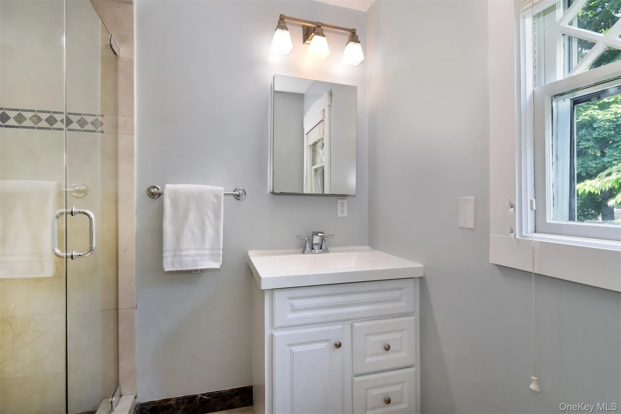 162 Ellison Avenue, Yonkers, NY, 4 Bedrooms Bedrooms, 8 Rooms Rooms,2 BathroomsBathrooms,Residential,For Rent,Ellison,0,1006075 162 Ellison Avenue, Yonkers, NY, 4 Bedrooms Bedrooms, 8 Rooms Rooms,2 BathroomsBathrooms,Residential,For Rent,Ellison,0,1006075