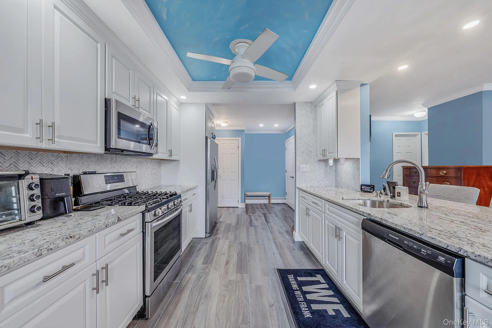 57 Hampton, Hempstead, NY, 1 Bedroom Bedrooms, 6 Rooms Rooms,1 BathroomBathrooms,Residential,For Rent,Hampton,0,1006080 57 Hampton, Hempstead, NY, 1 Bedroom Bedrooms, 6 Rooms Rooms,1 BathroomBathrooms,Residential,For Rent,Hampton,0,1006080