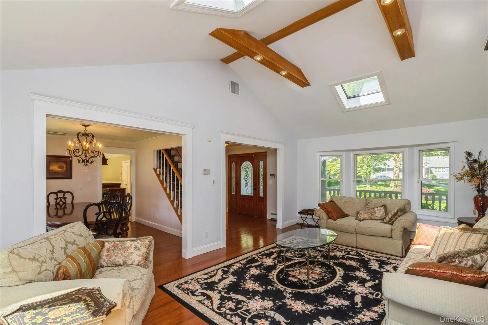 5 Blossom Street, Huntington, NY, 4 Bedrooms Bedrooms, 10 Rooms Rooms,3 BathroomsBathrooms,Residential,For Rent,Blossom,0,1006085 5 Blossom Street, Huntington, NY, 4 Bedrooms Bedrooms, 10 Rooms Rooms,3 BathroomsBathrooms,Residential,For Rent,Blossom,0,1006085