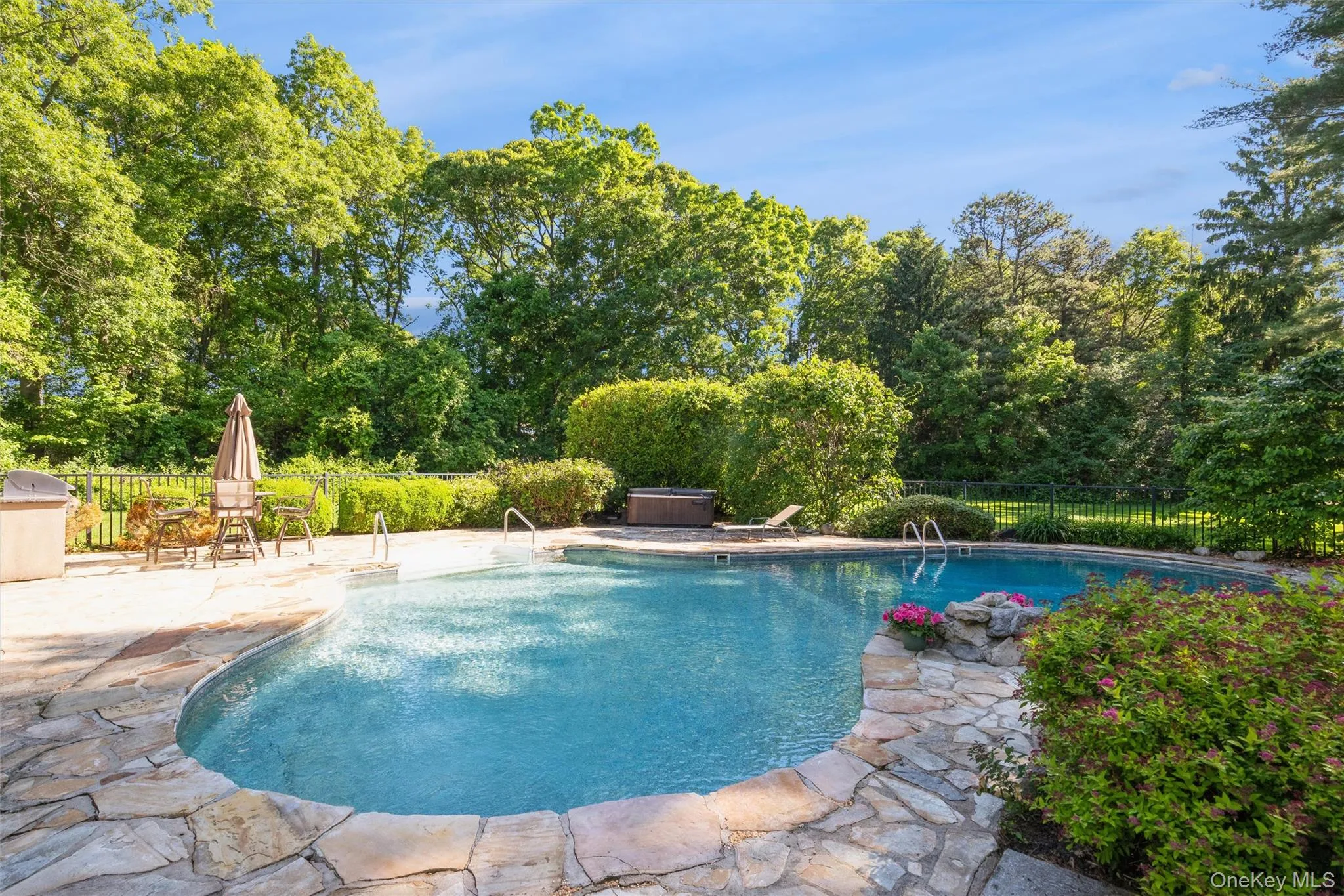 5 Blossom Street, Huntington, NY, 4 Bedrooms Bedrooms, 10 Rooms Rooms,3 BathroomsBathrooms,Residential,For Rent,Blossom,0,1006085 5 Blossom Street, Huntington, NY, 4 Bedrooms Bedrooms, 10 Rooms Rooms,3 BathroomsBathrooms,Residential,For Rent,Blossom,0,1006085