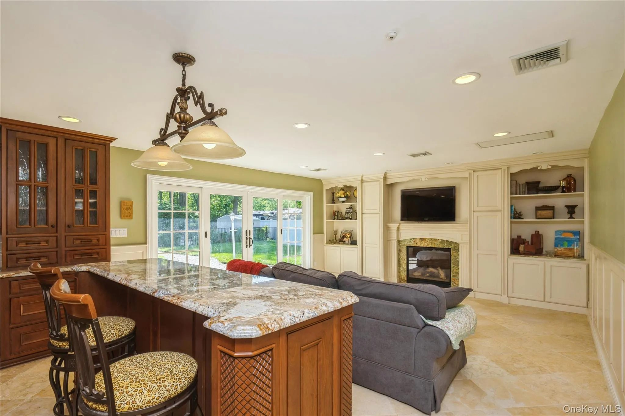 5 Blossom Street, Huntington, NY, 4 Bedrooms Bedrooms, 10 Rooms Rooms,3 BathroomsBathrooms,Residential,For Rent,Blossom,0,1006085 5 Blossom Street, Huntington, NY, 4 Bedrooms Bedrooms, 10 Rooms Rooms,3 BathroomsBathrooms,Residential,For Rent,Blossom,0,1006085