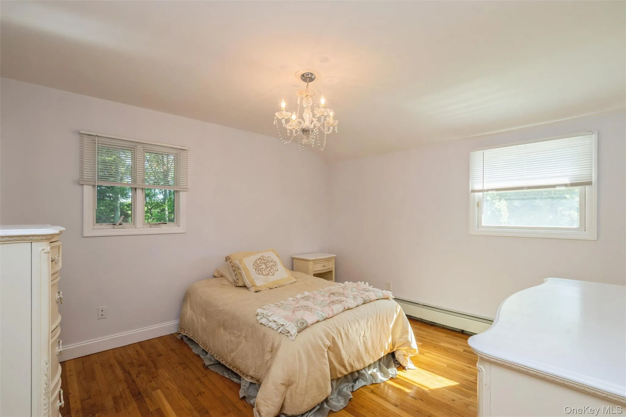 5 Blossom Street, Huntington, NY, 4 Bedrooms Bedrooms, 10 Rooms Rooms,3 BathroomsBathrooms,Residential,For Rent,Blossom,0,1006085 5 Blossom Street, Huntington, NY, 4 Bedrooms Bedrooms, 10 Rooms Rooms,3 BathroomsBathrooms,Residential,For Rent,Blossom,0,1006085