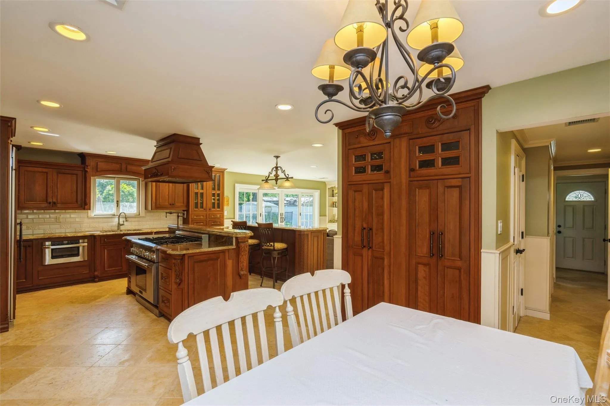 5 Blossom Street, Huntington, NY, 4 Bedrooms Bedrooms, 10 Rooms Rooms,3 BathroomsBathrooms,Residential,For Rent,Blossom,0,1006085 5 Blossom Street, Huntington, NY, 4 Bedrooms Bedrooms, 10 Rooms Rooms,3 BathroomsBathrooms,Residential,For Rent,Blossom,0,1006085