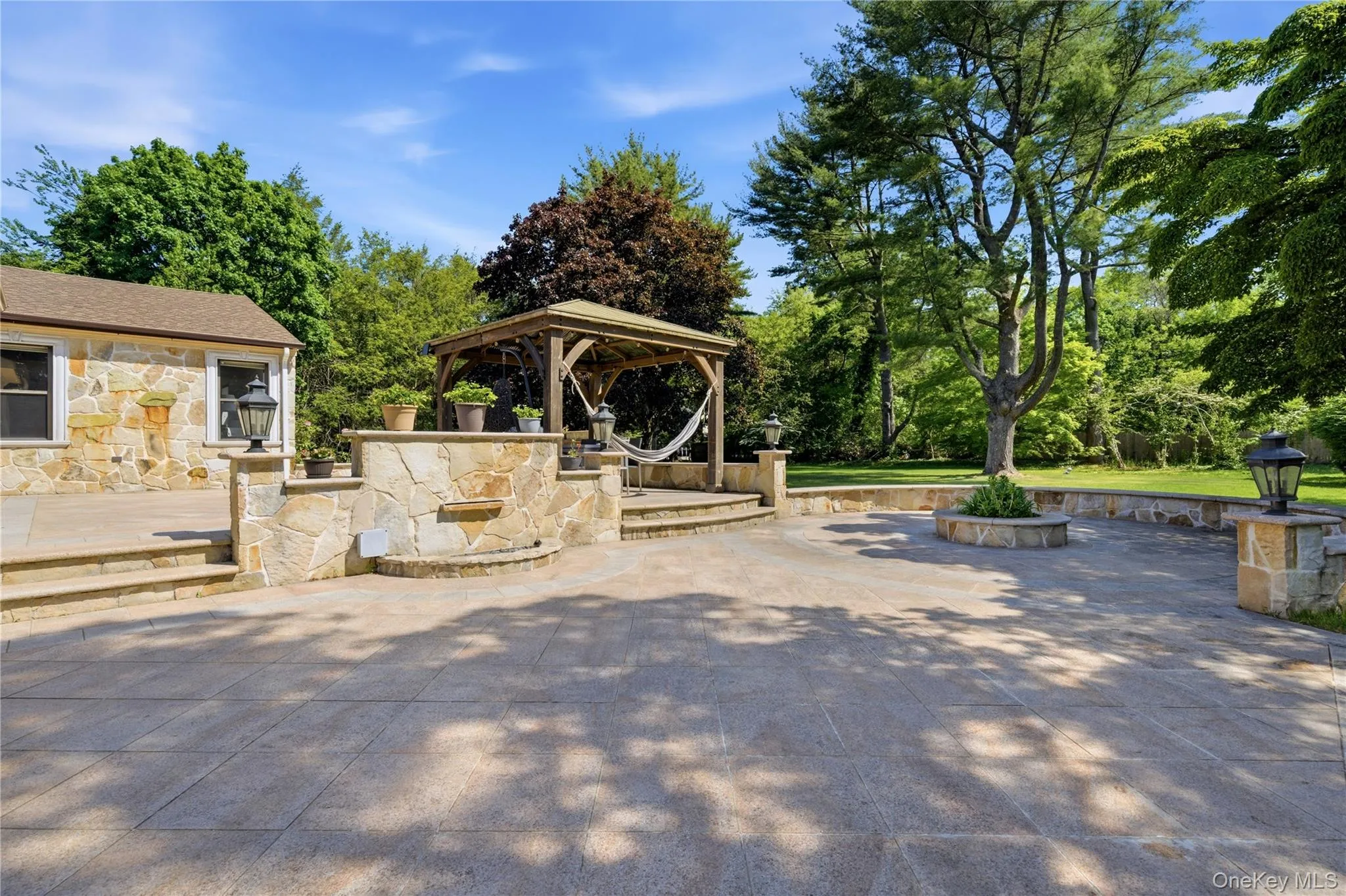 199 Cold Spring Road, Oyster Bay, NY, 6 Bedrooms Bedrooms, 11 Rooms Rooms,5 BathroomsBathrooms,Residential,For Rent,Cold Spring,0,1006086 199 Cold Spring Road, Oyster Bay, NY, 6 Bedrooms Bedrooms, 11 Rooms Rooms,5 BathroomsBathrooms,Residential,For Rent,Cold Spring,0,1006086
