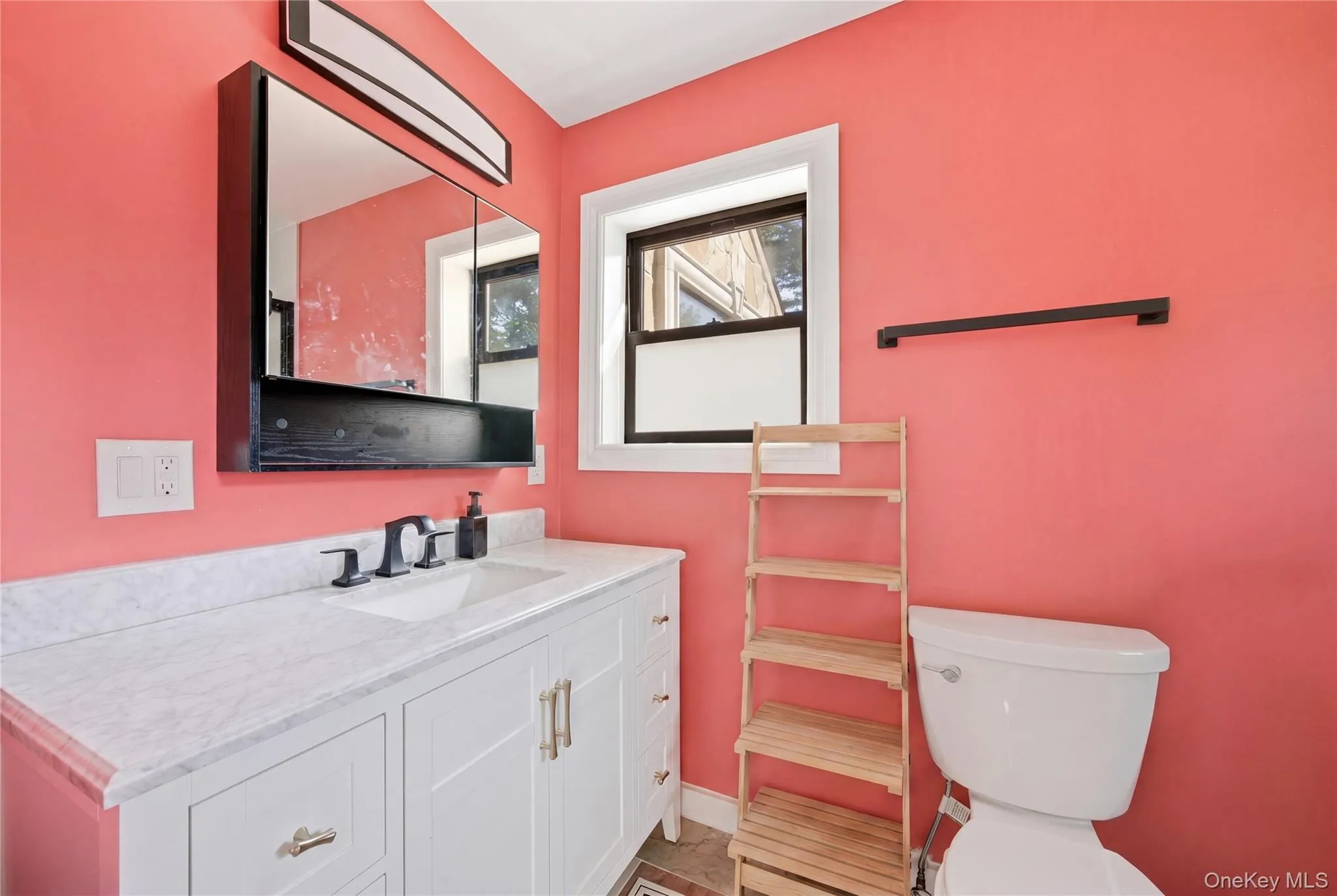 199 Cold Spring Road, Oyster Bay, NY, 6 Bedrooms Bedrooms, 11 Rooms Rooms,5 BathroomsBathrooms,Residential,For Rent,Cold Spring,0,1006086 199 Cold Spring Road, Oyster Bay, NY, 6 Bedrooms Bedrooms, 11 Rooms Rooms,5 BathroomsBathrooms,Residential,For Rent,Cold Spring,0,1006086