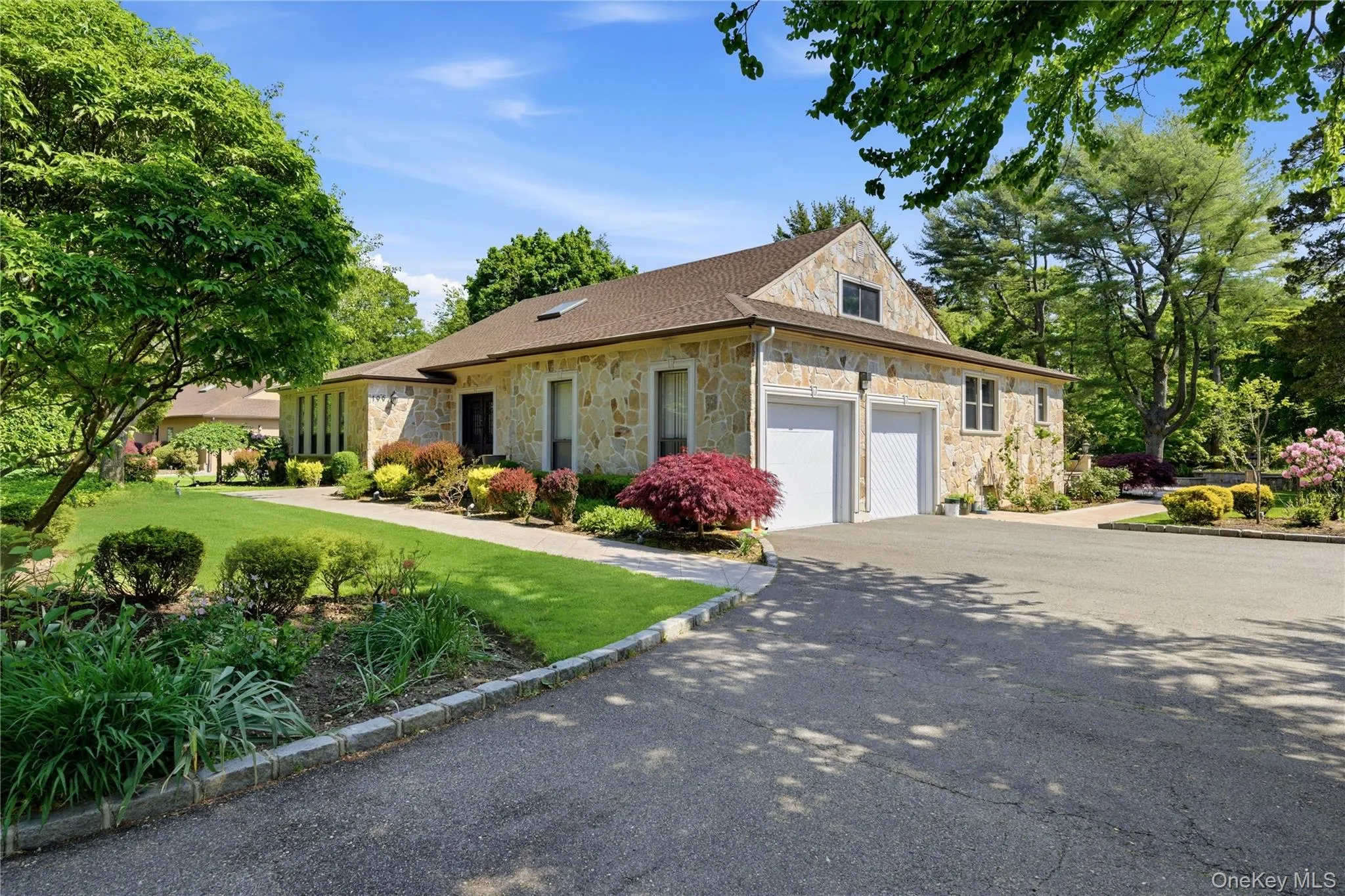 199 Cold Spring Road, Oyster Bay, NY, 6 Bedrooms Bedrooms, 11 Rooms Rooms,5 BathroomsBathrooms,Residential,For Rent,Cold Spring,0,1006086 199 Cold Spring Road, Oyster Bay, NY, 6 Bedrooms Bedrooms, 11 Rooms Rooms,5 BathroomsBathrooms,Residential,For Rent,Cold Spring,0,1006086