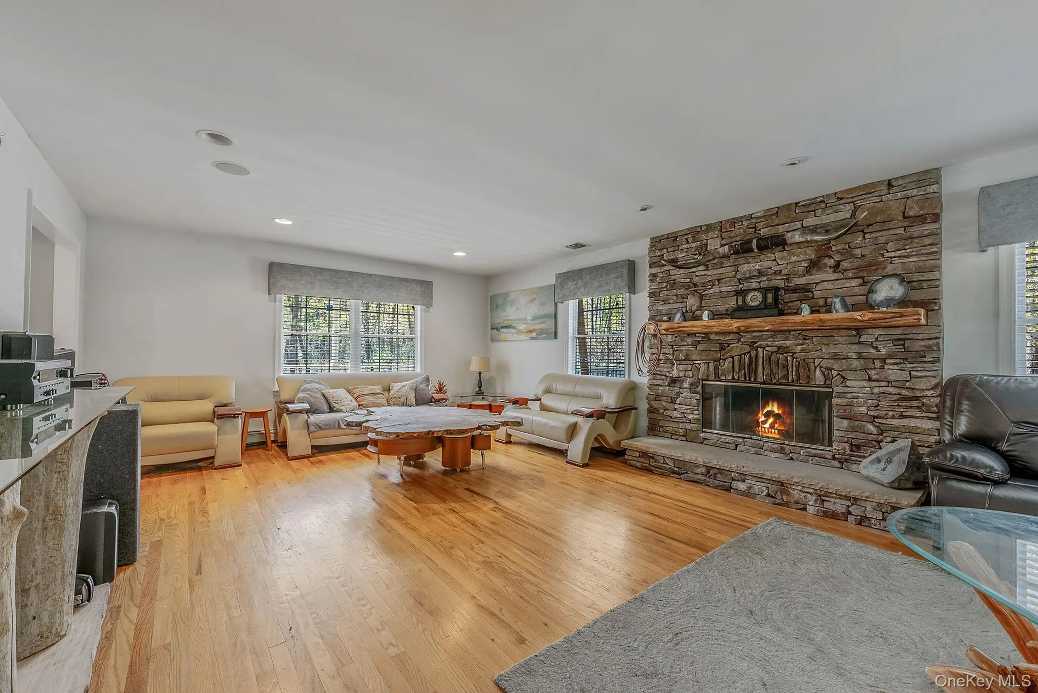 41 Cozine Road, Brookhaven, NY, 4 Bedrooms Bedrooms, 13 Rooms Rooms,2 BathroomsBathrooms,Residential,For Rent,Cozine,0,1006089 41 Cozine Road, Brookhaven, NY, 4 Bedrooms Bedrooms, 13 Rooms Rooms,2 BathroomsBathrooms,Residential,For Rent,Cozine,0,1006089