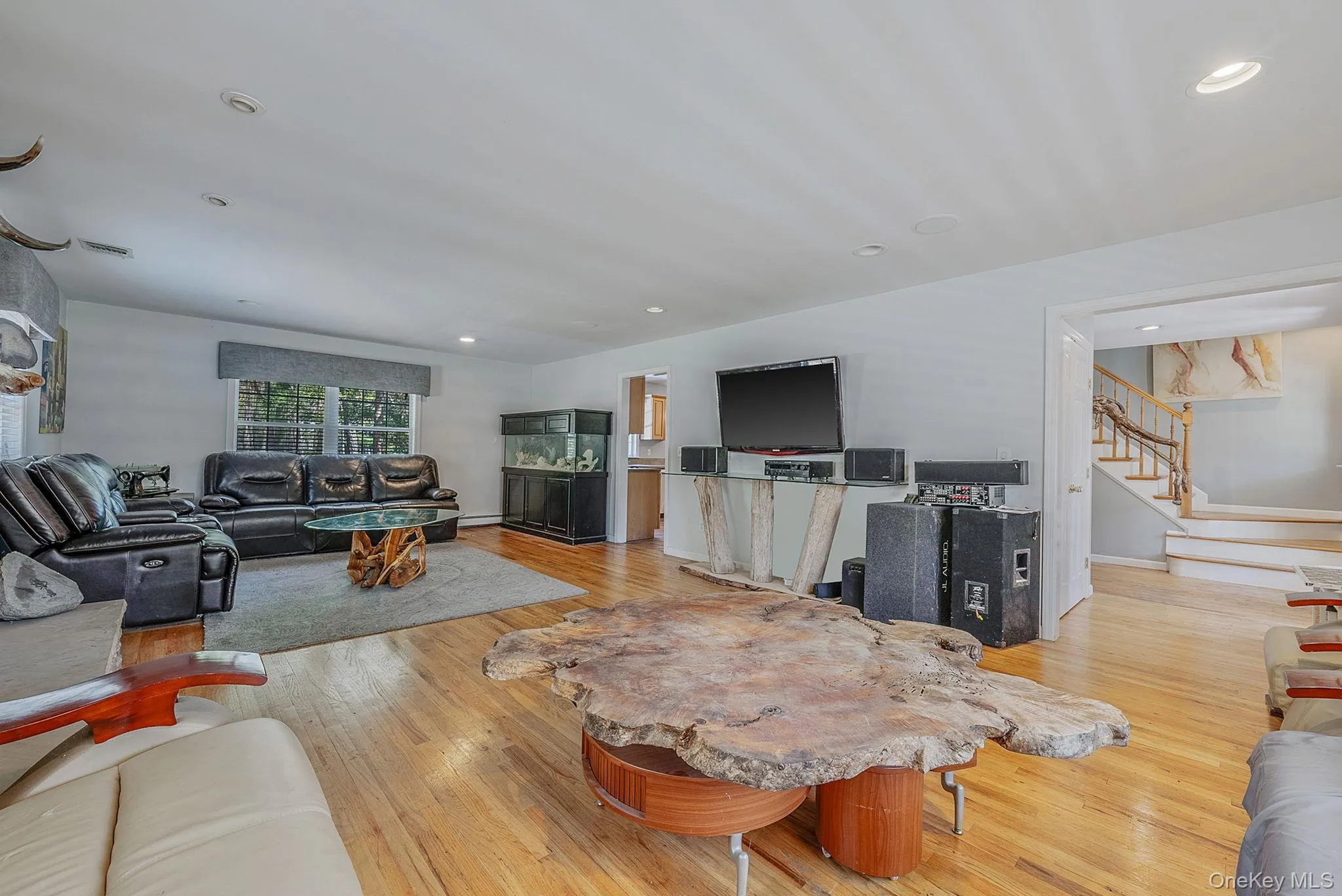 41 Cozine Road, Brookhaven, NY, 4 Bedrooms Bedrooms, 13 Rooms Rooms,2 BathroomsBathrooms,Residential,For Rent,Cozine,0,1006089 41 Cozine Road, Brookhaven, NY, 4 Bedrooms Bedrooms, 13 Rooms Rooms,2 BathroomsBathrooms,Residential,For Rent,Cozine,0,1006089