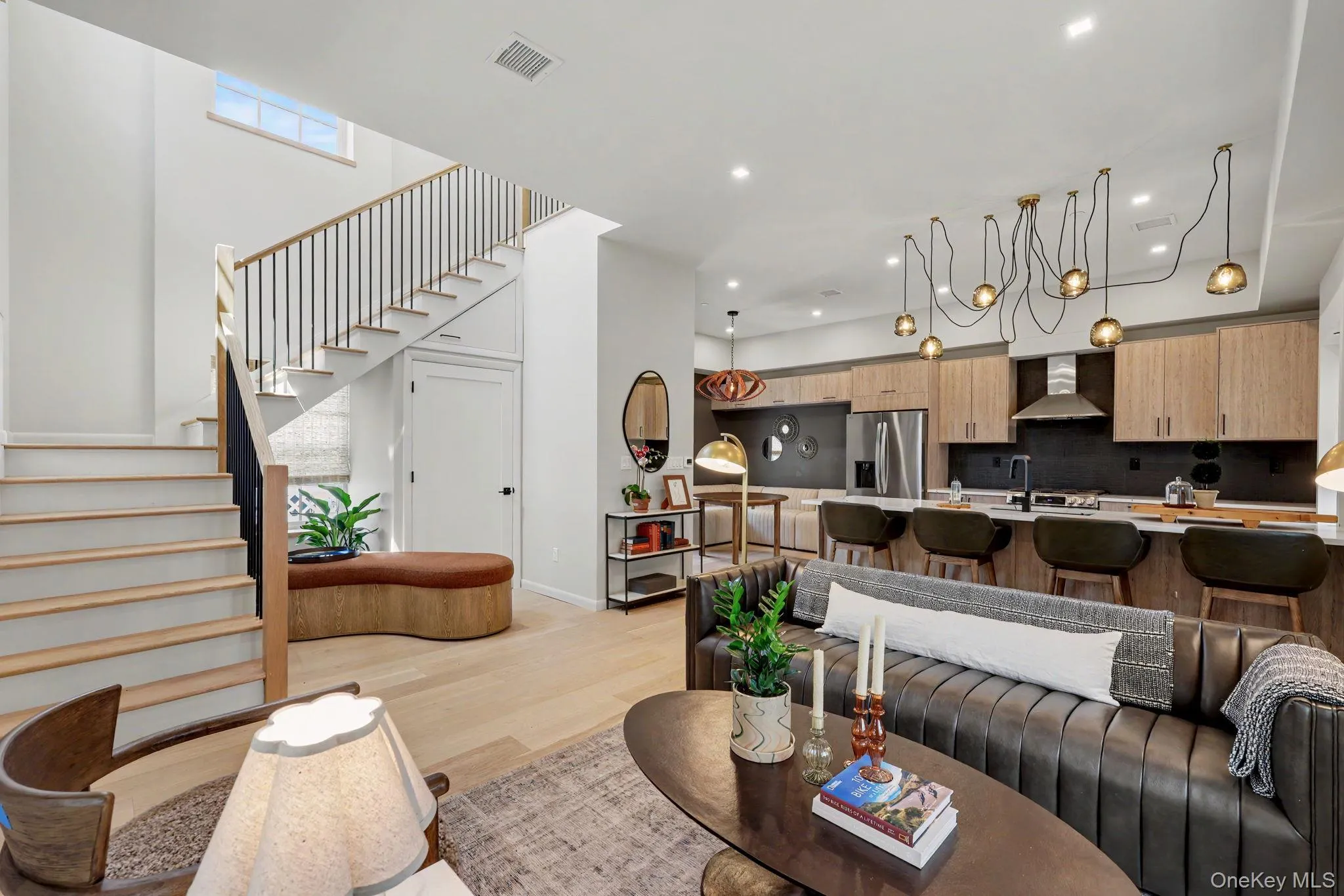 63 Church Street, Greenwich, CT, 2 Bedrooms Bedrooms, 8 Rooms Rooms,2 BathroomsBathrooms,Residential Lease,For Rent,Church,0,1006094 63 Church Street, Greenwich, CT, 2 Bedrooms Bedrooms, 8 Rooms Rooms,2 BathroomsBathrooms,Residential Lease,For Rent,Church,0,1006094