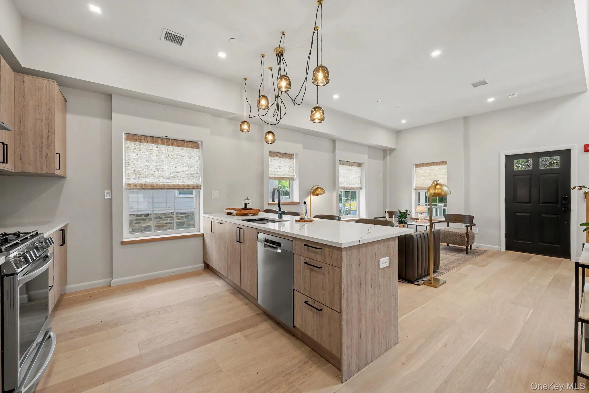 63 Church Street, Greenwich, CT, 2 Bedrooms Bedrooms, 8 Rooms Rooms,2 BathroomsBathrooms,Residential Lease,For Rent,Church,0,1006094 63 Church Street, Greenwich, CT, 2 Bedrooms Bedrooms, 8 Rooms Rooms,2 BathroomsBathrooms,Residential Lease,For Rent,Church,0,1006094