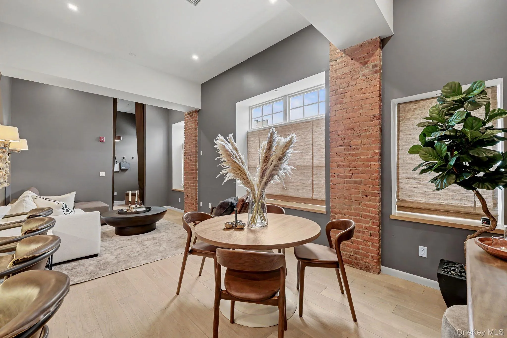 63 Church Street, Greenwich, CT, 1 Bedroom Bedrooms, 7 Rooms Rooms,1 BathroomBathrooms,Residential Lease,For Rent,Church,0,1006096 63 Church Street, Greenwich, CT, 1 Bedroom Bedrooms, 7 Rooms Rooms,1 BathroomBathrooms,Residential Lease,For Rent,Church,0,1006096