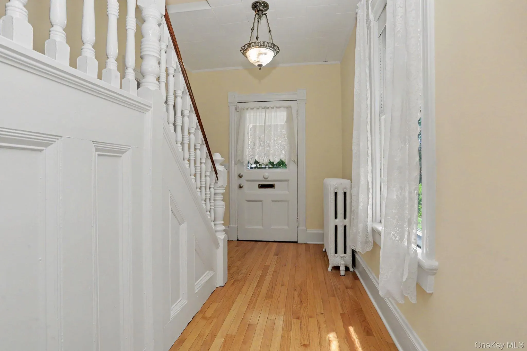 71 Grand Street, Cortlandt, NY, 4 Bedrooms Bedrooms, 8 Rooms Rooms,2 BathroomsBathrooms,Residential Lease,For Rent,Grand,0,1006097 71 Grand Street, Cortlandt, NY, 4 Bedrooms Bedrooms, 8 Rooms Rooms,2 BathroomsBathrooms,Residential Lease,For Rent,Grand,0,1006097