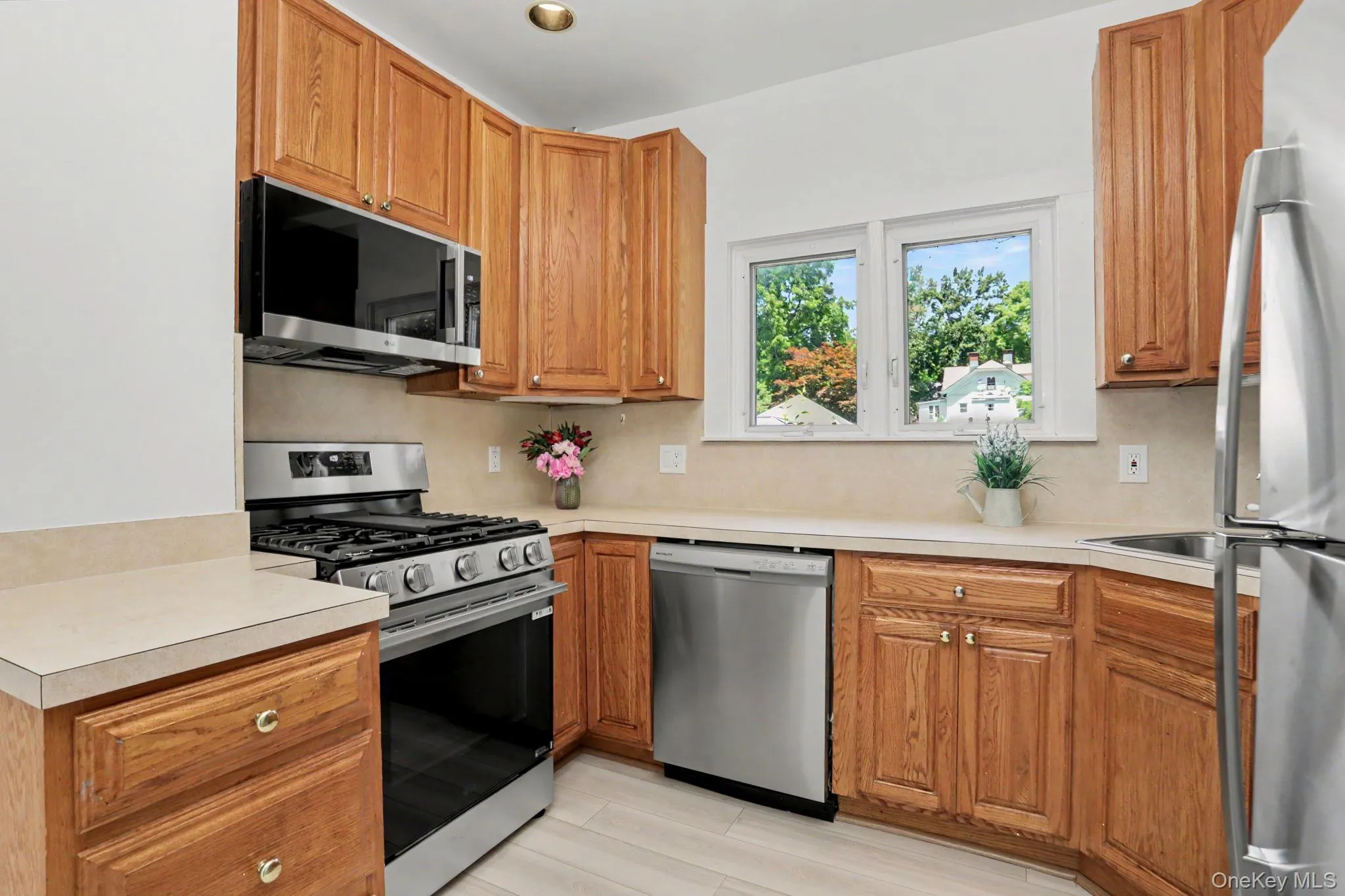 71 Grand Street, Cortlandt, NY, 4 Bedrooms Bedrooms, 8 Rooms Rooms,2 BathroomsBathrooms,Residential Lease,For Rent,Grand,0,1006097 71 Grand Street, Cortlandt, NY, 4 Bedrooms Bedrooms, 8 Rooms Rooms,2 BathroomsBathrooms,Residential Lease,For Rent,Grand,0,1006097