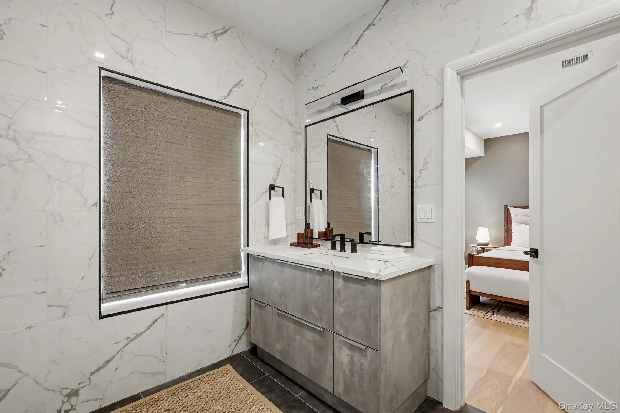 63 Church Street, Greenwich, CT, 1 Bedroom Bedrooms, 6 Rooms Rooms,1 BathroomBathrooms,Residential Lease,For Rent,Church,0,1006098 63 Church Street, Greenwich, CT, 1 Bedroom Bedrooms, 6 Rooms Rooms,1 BathroomBathrooms,Residential Lease,For Rent,Church,0,1006098