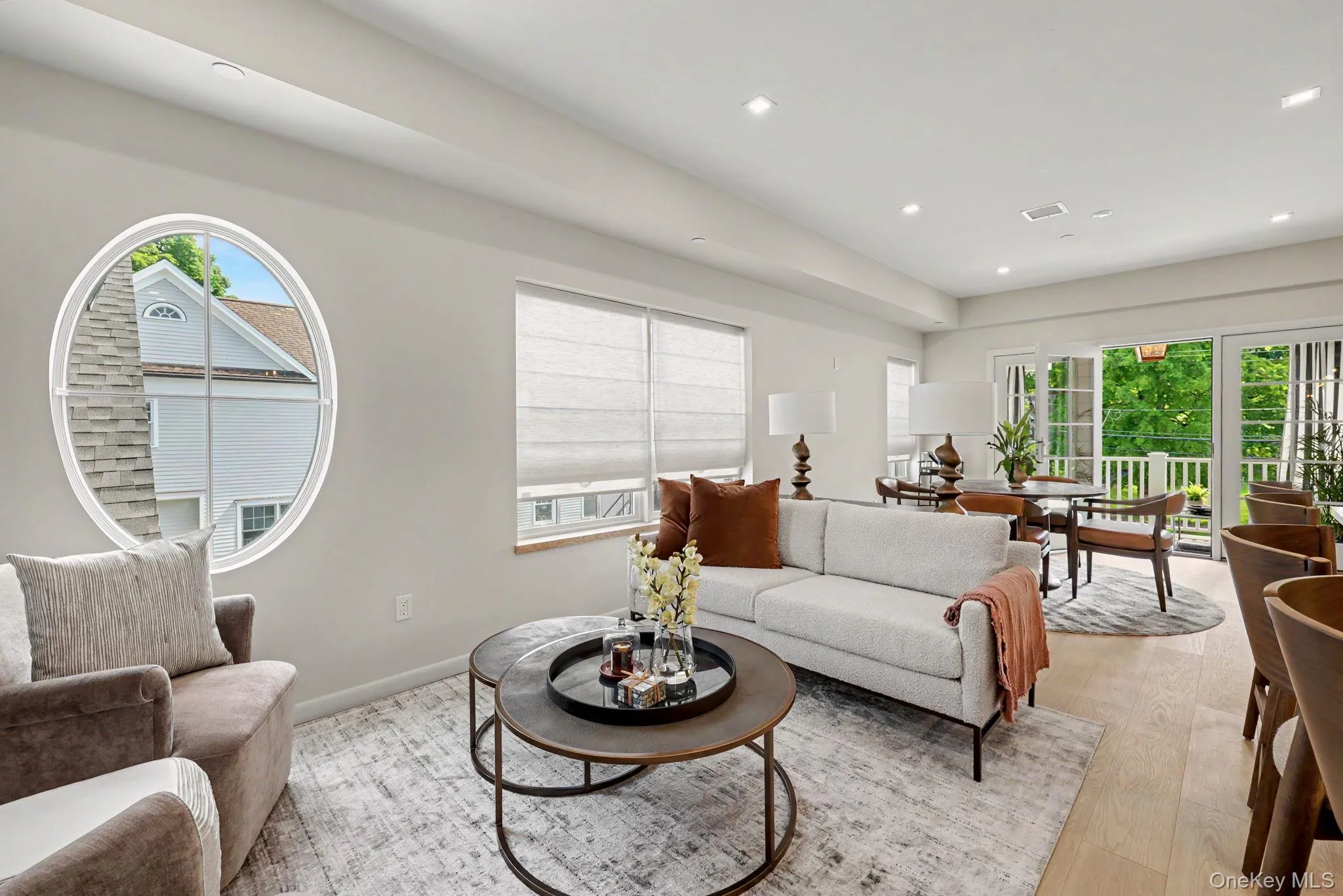 63 Church Street, Greenwich, CT, 1 Bedroom Bedrooms, 6 Rooms Rooms,1 BathroomBathrooms,Residential Lease,For Rent,Church,0,1006098 63 Church Street, Greenwich, CT, 1 Bedroom Bedrooms, 6 Rooms Rooms,1 BathroomBathrooms,Residential Lease,For Rent,Church,0,1006098