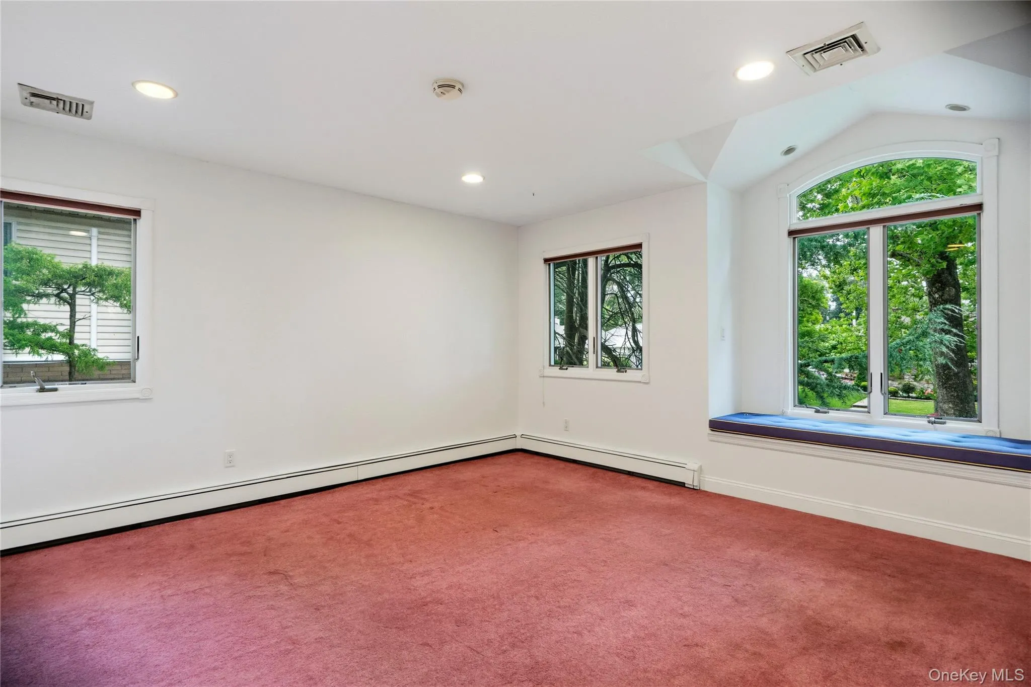 565 Mohawk Road, Hempstead, NY, 5 Bedrooms Bedrooms, 10 Rooms Rooms,2 BathroomsBathrooms,Residential,For Rent,Mohawk,0,1006099 565 Mohawk Road, Hempstead, NY, 5 Bedrooms Bedrooms, 10 Rooms Rooms,2 BathroomsBathrooms,Residential,For Rent,Mohawk,0,1006099