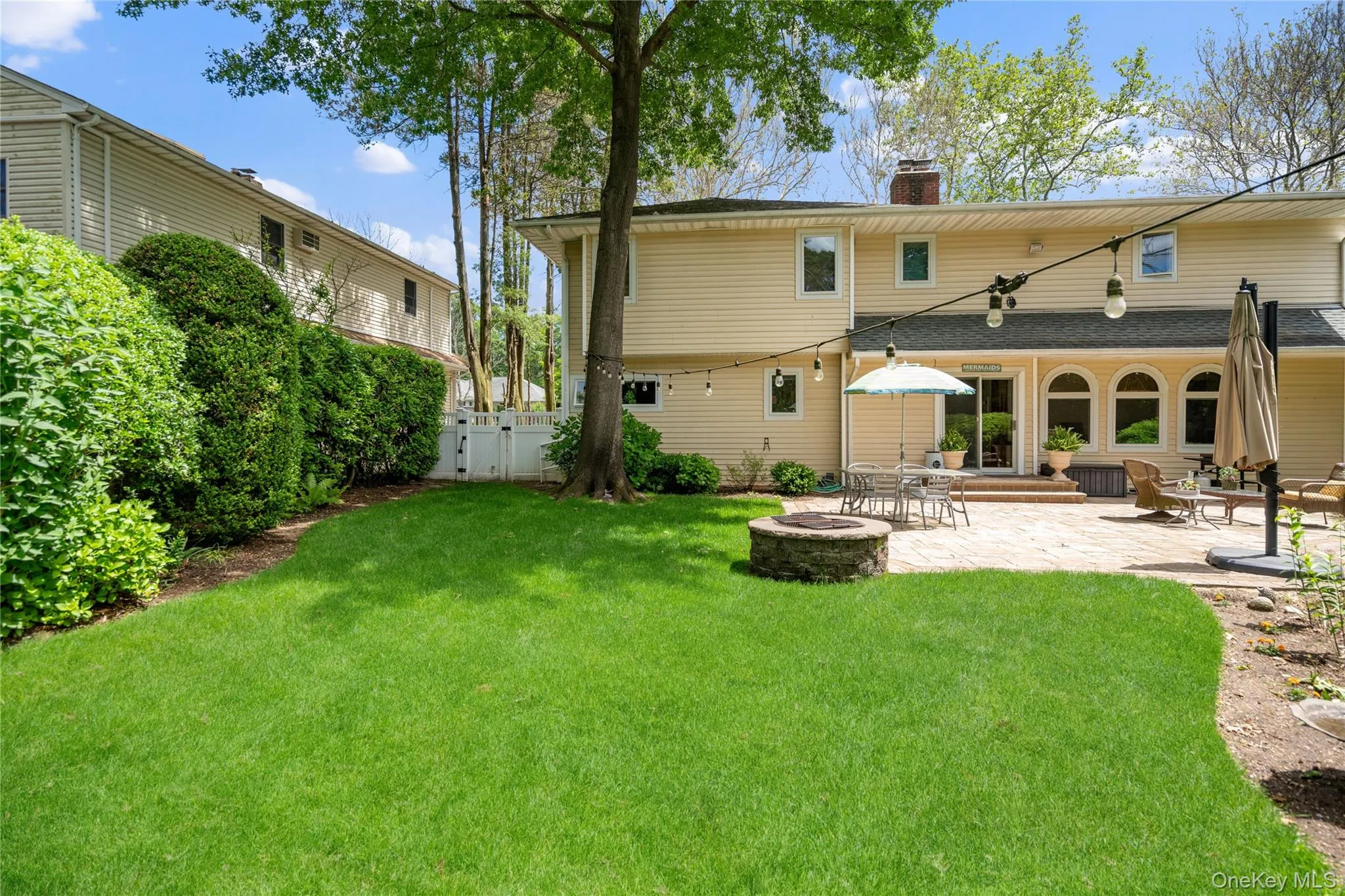 565 Mohawk Road, Hempstead, NY, 5 Bedrooms Bedrooms, 10 Rooms Rooms,2 BathroomsBathrooms,Residential,For Rent,Mohawk,0,1006099 565 Mohawk Road, Hempstead, NY, 5 Bedrooms Bedrooms, 10 Rooms Rooms,2 BathroomsBathrooms,Residential,For Rent,Mohawk,0,1006099