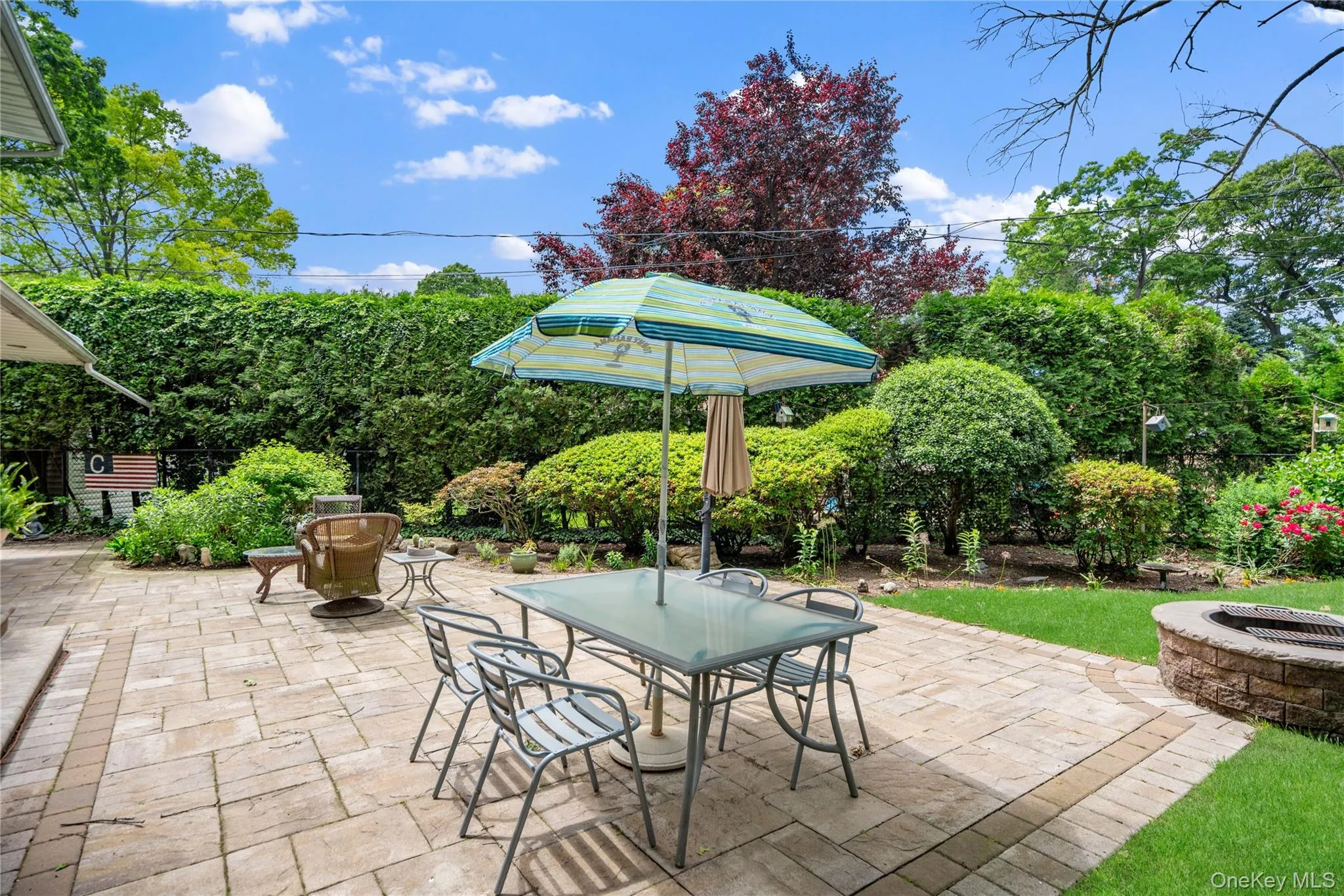 565 Mohawk Road, Hempstead, NY, 5 Bedrooms Bedrooms, 10 Rooms Rooms,2 BathroomsBathrooms,Residential,For Rent,Mohawk,0,1006099 565 Mohawk Road, Hempstead, NY, 5 Bedrooms Bedrooms, 10 Rooms Rooms,2 BathroomsBathrooms,Residential,For Rent,Mohawk,0,1006099