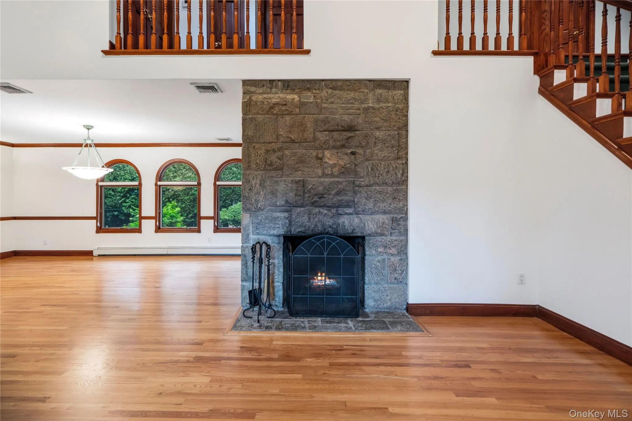 565 Mohawk Road, Hempstead, NY, 5 Bedrooms Bedrooms, 10 Rooms Rooms,2 BathroomsBathrooms,Residential,For Rent,Mohawk,0,1006099 565 Mohawk Road, Hempstead, NY, 5 Bedrooms Bedrooms, 10 Rooms Rooms,2 BathroomsBathrooms,Residential,For Rent,Mohawk,0,1006099