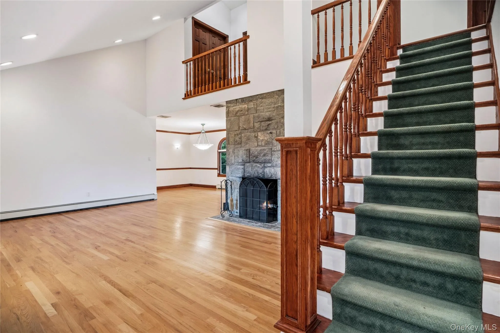 565 Mohawk Road, Hempstead, NY, 5 Bedrooms Bedrooms, 10 Rooms Rooms,2 BathroomsBathrooms,Residential,For Rent,Mohawk,0,1006099 565 Mohawk Road, Hempstead, NY, 5 Bedrooms Bedrooms, 10 Rooms Rooms,2 BathroomsBathrooms,Residential,For Rent,Mohawk,0,1006099