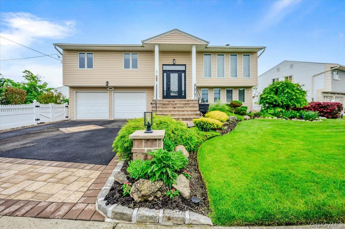 3683 Illona Lane, Hempstead, NY, 4 Bedrooms Bedrooms, 8 Rooms Rooms,2 BathroomsBathrooms,Residential,For Rent,Illona,0,1006101 3683 Illona Lane, Hempstead, NY, 4 Bedrooms Bedrooms, 8 Rooms Rooms,2 BathroomsBathrooms,Residential,For Rent,Illona,0,1006101