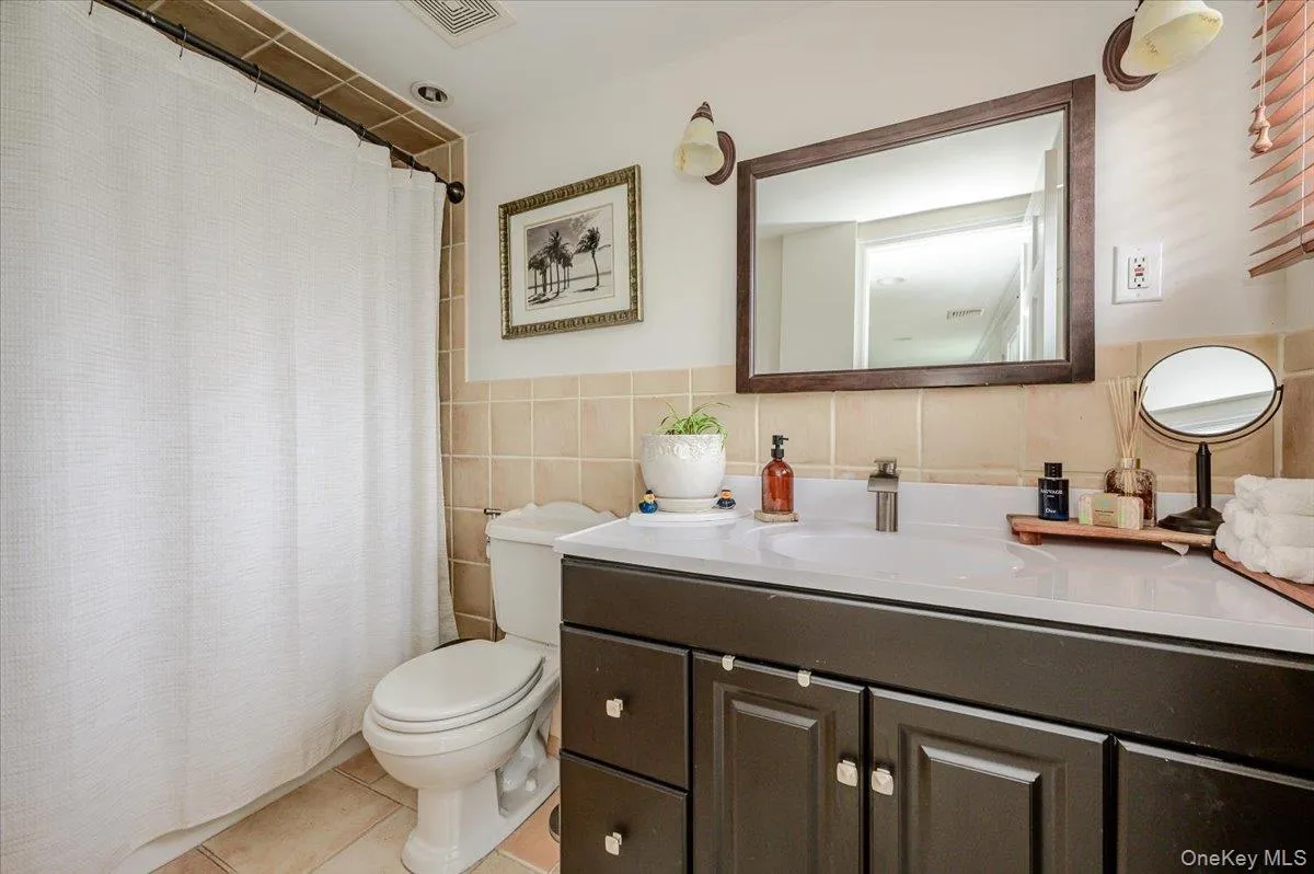 Ground Floor Full Bathroom Ground Floor Full Bathroom