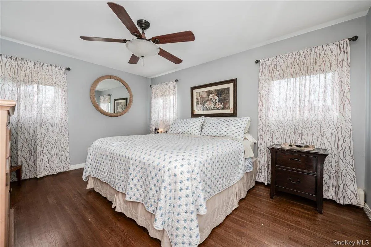 King Size Br with Walk In Closet King Size Br with Walk In Closet