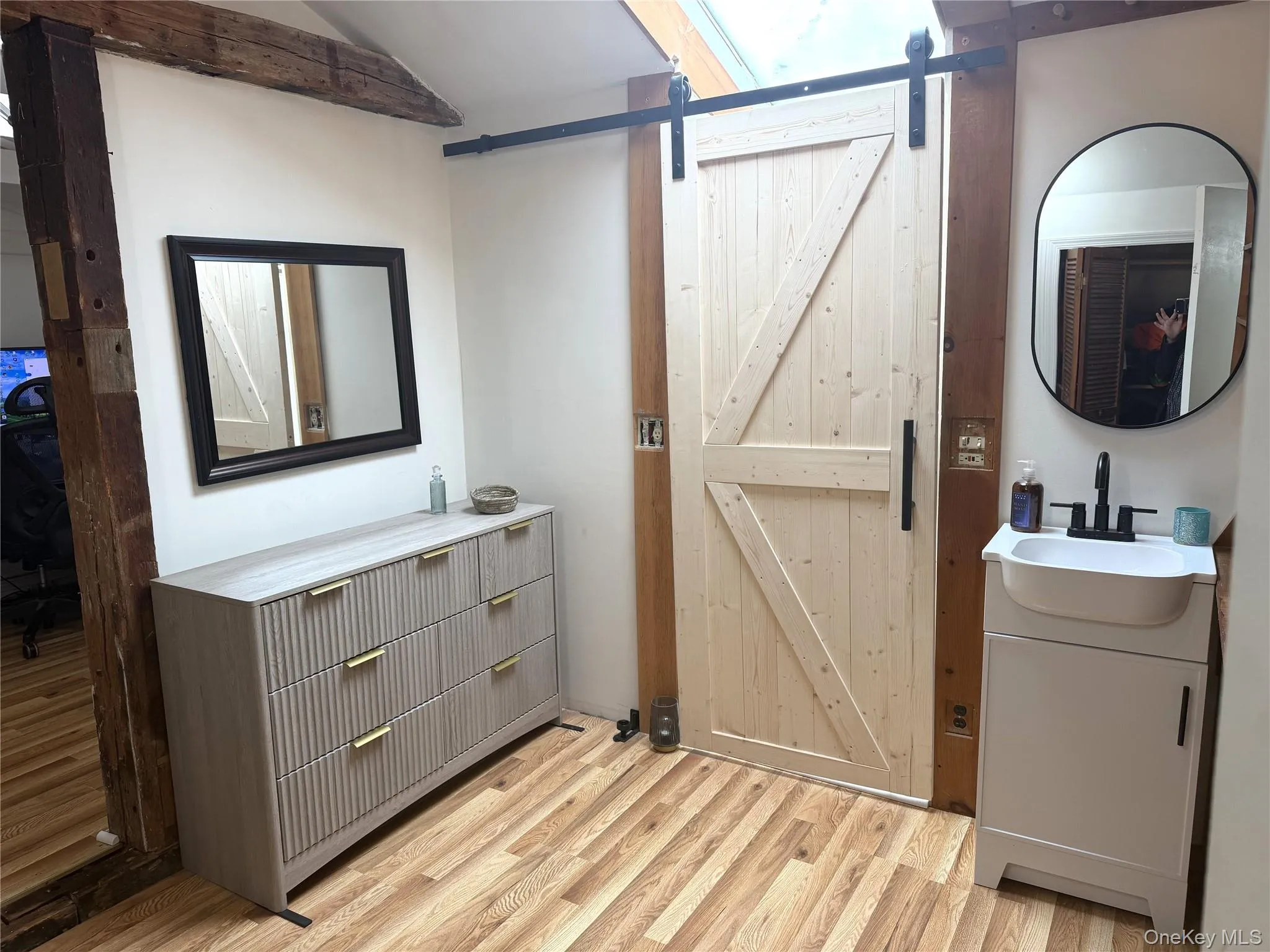 Another view of upstairs bath. Shower & Commode behind barn door. Another view of upstairs bath. Shower & Commode behind barn door.