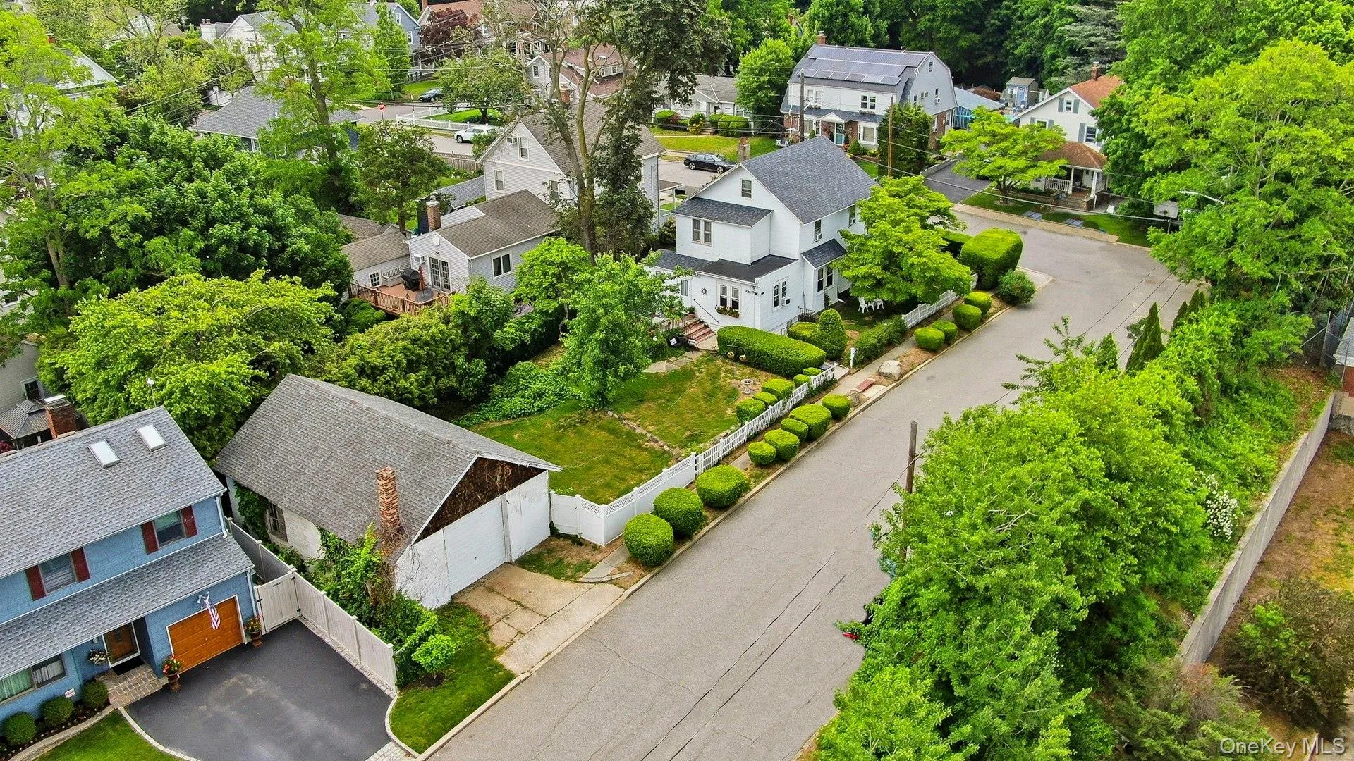 Ariel View of Extensive Property with Detached Garage, Very Private Ariel View of Extensive Property with Detached Garage, Very Private