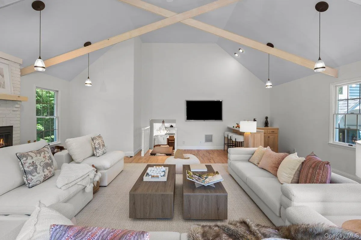 64 Bradford Avenue, Rye City, NY, 4 Bedrooms Bedrooms, 11 Rooms Rooms,3 BathroomsBathrooms,Residential,For Rent,Bradford,0,1006118 64 Bradford Avenue, Rye City, NY, 4 Bedrooms Bedrooms, 11 Rooms Rooms,3 BathroomsBathrooms,Residential,For Rent,Bradford,0,1006118