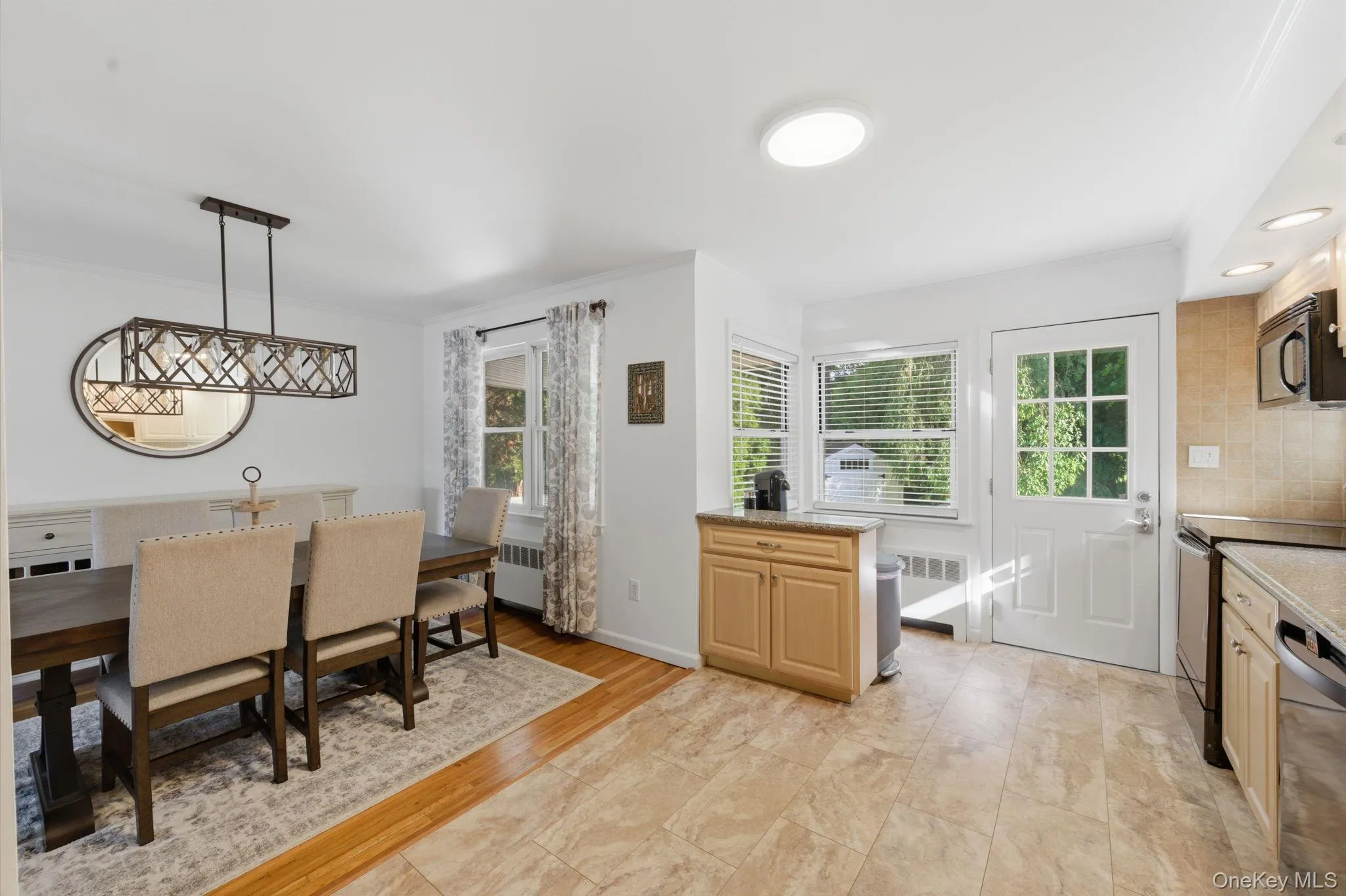 11 Lourae Drive, Oyster Bay, NY, 5 Bedrooms Bedrooms, 9 Rooms Rooms,4 BathroomsBathrooms,Residential,For Rent,Lourae,0,1006119 11 Lourae Drive, Oyster Bay, NY, 5 Bedrooms Bedrooms, 9 Rooms Rooms,4 BathroomsBathrooms,Residential,For Rent,Lourae,0,1006119