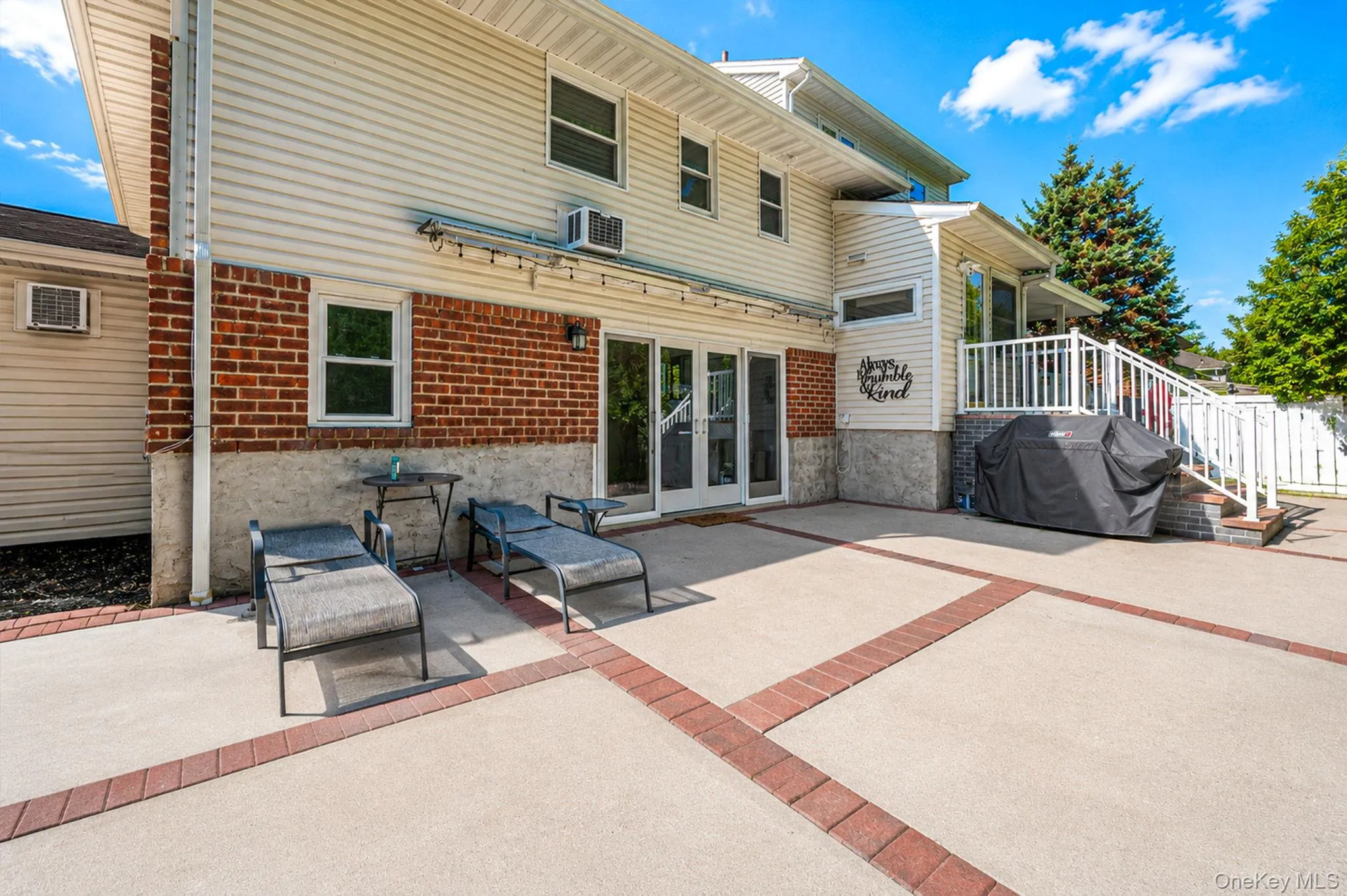 11 Lourae Drive, Oyster Bay, NY, 5 Bedrooms Bedrooms, 9 Rooms Rooms,4 BathroomsBathrooms,Residential,For Rent,Lourae,0,1006119 11 Lourae Drive, Oyster Bay, NY, 5 Bedrooms Bedrooms, 9 Rooms Rooms,4 BathroomsBathrooms,Residential,For Rent,Lourae,0,1006119