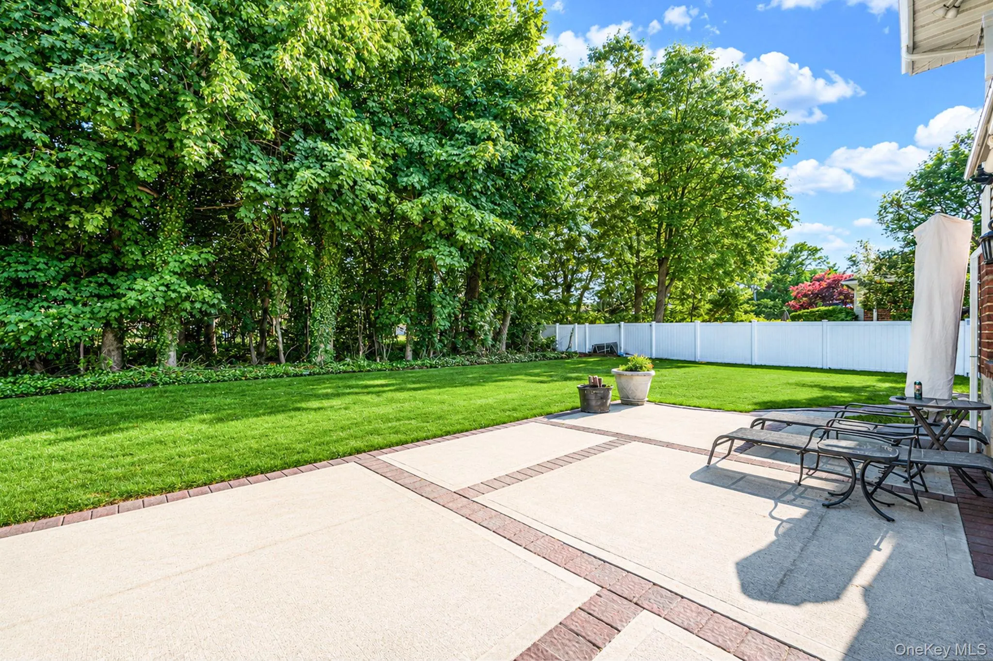 11 Lourae Drive, Oyster Bay, NY, 5 Bedrooms Bedrooms, 9 Rooms Rooms,4 BathroomsBathrooms,Residential,For Rent,Lourae,0,1006119 11 Lourae Drive, Oyster Bay, NY, 5 Bedrooms Bedrooms, 9 Rooms Rooms,4 BathroomsBathrooms,Residential,For Rent,Lourae,0,1006119