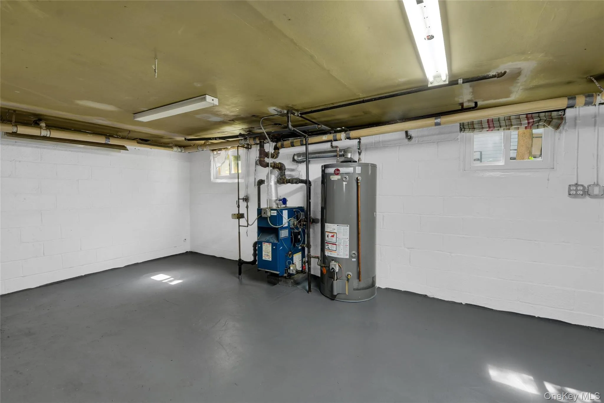 19 aka 29 The Crossway, Yonkers, NY, 2 Bedrooms Bedrooms, 5 Rooms Rooms,1 BathroomBathrooms,Residential,For Rent,The Crossway,0,1006126 19 aka 29 The Crossway, Yonkers, NY, 2 Bedrooms Bedrooms, 5 Rooms Rooms,1 BathroomBathrooms,Residential,For Rent,The Crossway,0,1006126