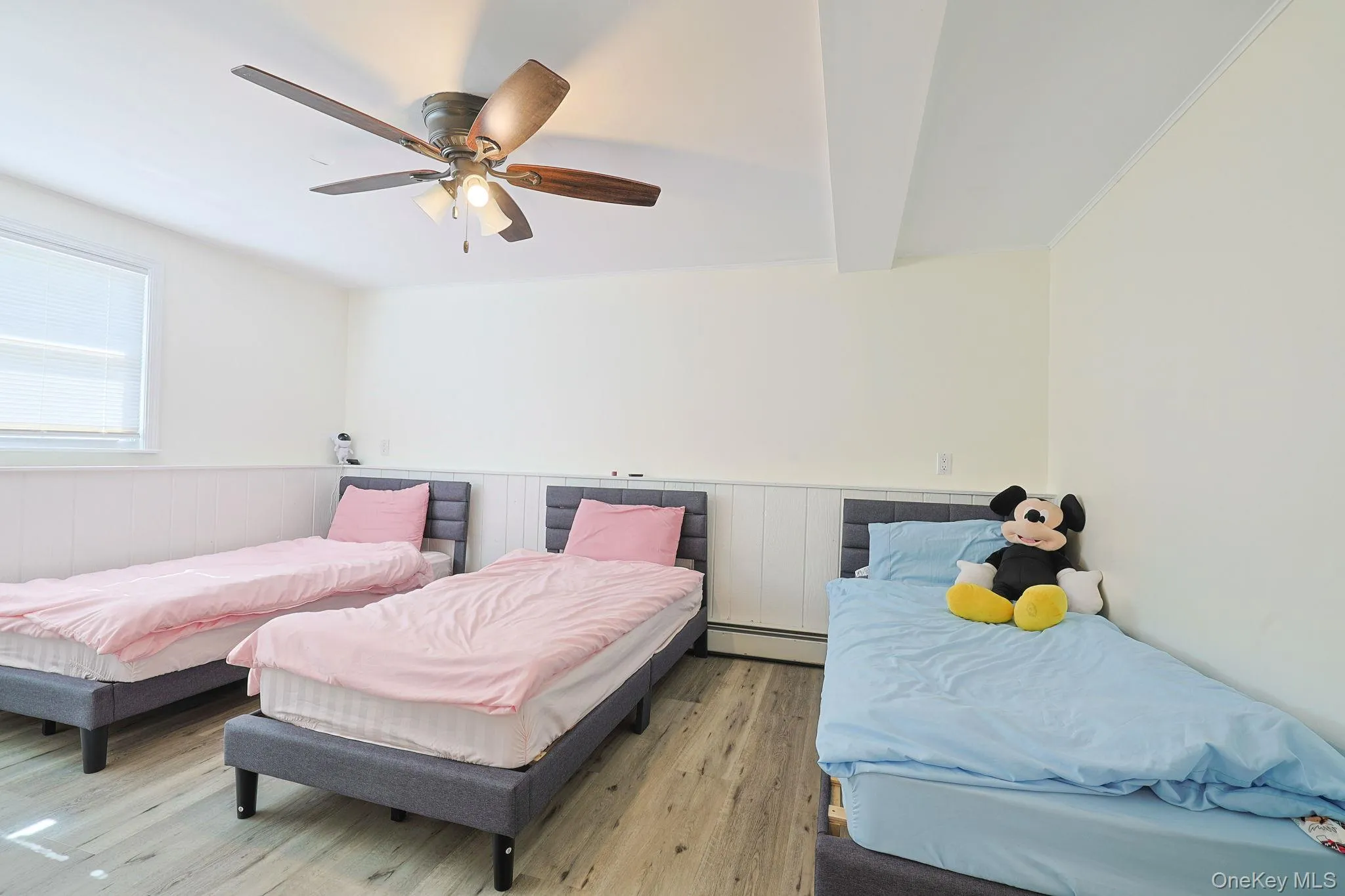 70 Bayberry Drive, Monroe, NY, 3 Bedrooms Bedrooms, 6 Rooms Rooms,1 BathroomBathrooms,Residential,For Rent,Bayberry,0,1006128 70 Bayberry Drive, Monroe, NY, 3 Bedrooms Bedrooms, 6 Rooms Rooms,1 BathroomBathrooms,Residential,For Rent,Bayberry,0,1006128