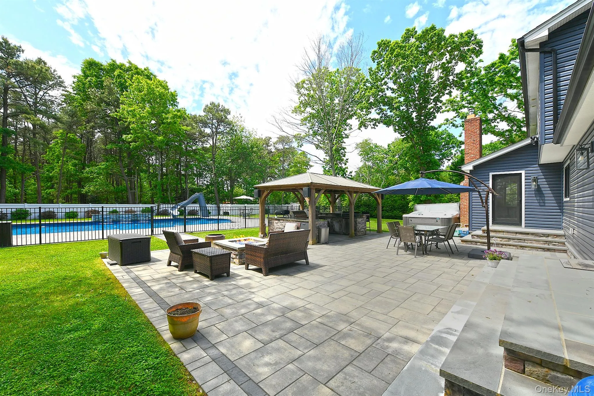 56 Otsego Avenue, Huntington, NY, 4 Bedrooms Bedrooms, 9 Rooms Rooms,4 BathroomsBathrooms,Residential,For Rent,Otsego,0,1006129 56 Otsego Avenue, Huntington, NY, 4 Bedrooms Bedrooms, 9 Rooms Rooms,4 BathroomsBathrooms,Residential,For Rent,Otsego,0,1006129