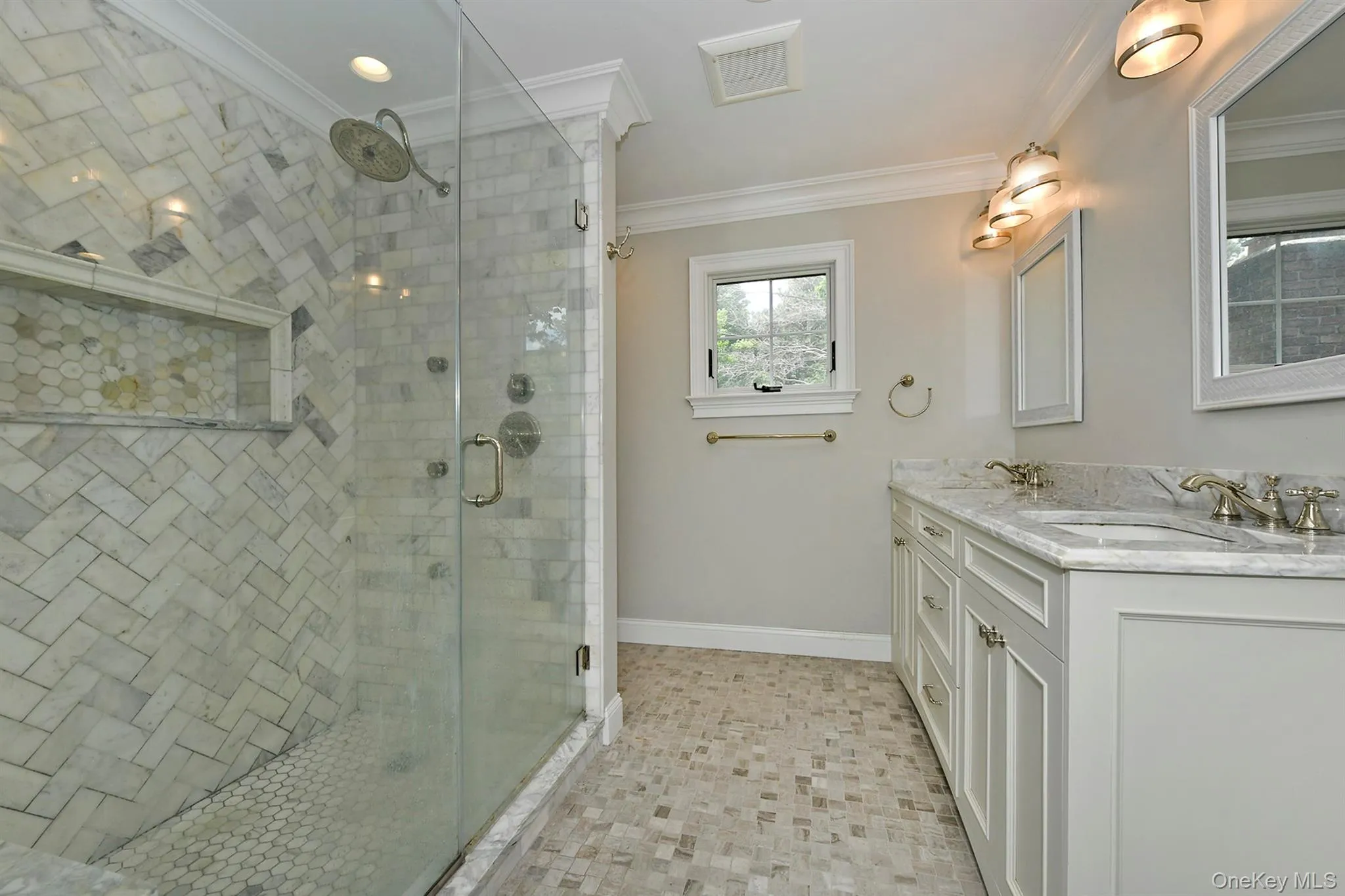 56 Otsego Avenue, Huntington, NY, 4 Bedrooms Bedrooms, 9 Rooms Rooms,4 BathroomsBathrooms,Residential,For Rent,Otsego,0,1006129 56 Otsego Avenue, Huntington, NY, 4 Bedrooms Bedrooms, 9 Rooms Rooms,4 BathroomsBathrooms,Residential,For Rent,Otsego,0,1006129
