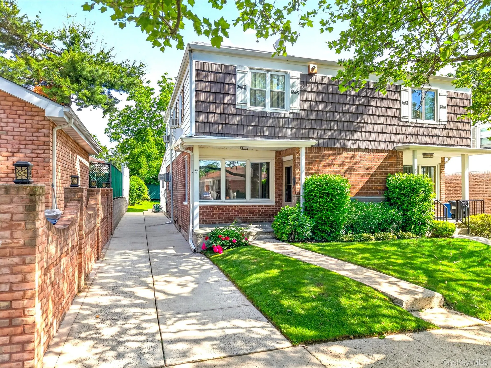 217-11 47th Road, New York, NY, 3 Bedrooms Bedrooms, 7 Rooms Rooms,1 BathroomBathrooms,Residential,For Rent,47th,0,1006132 217-11 47th Road, New York, NY, 3 Bedrooms Bedrooms, 7 Rooms Rooms,1 BathroomBathrooms,Residential,For Rent,47th,0,1006132