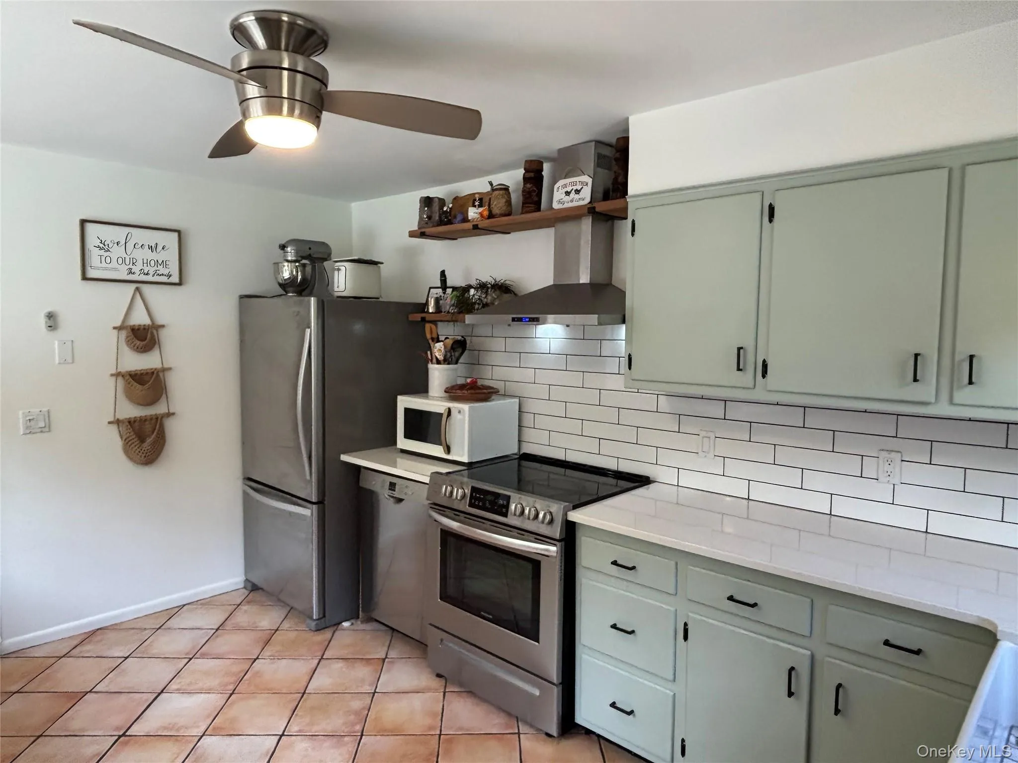8 Trillium Road, Pleasant Valley, NY, 3 Bedrooms Bedrooms, 6 Rooms Rooms,2 BathroomsBathrooms,Residential,For Rent,Trillium,0,1006136 8 Trillium Road, Pleasant Valley, NY, 3 Bedrooms Bedrooms, 6 Rooms Rooms,2 BathroomsBathrooms,Residential,For Rent,Trillium,0,1006136