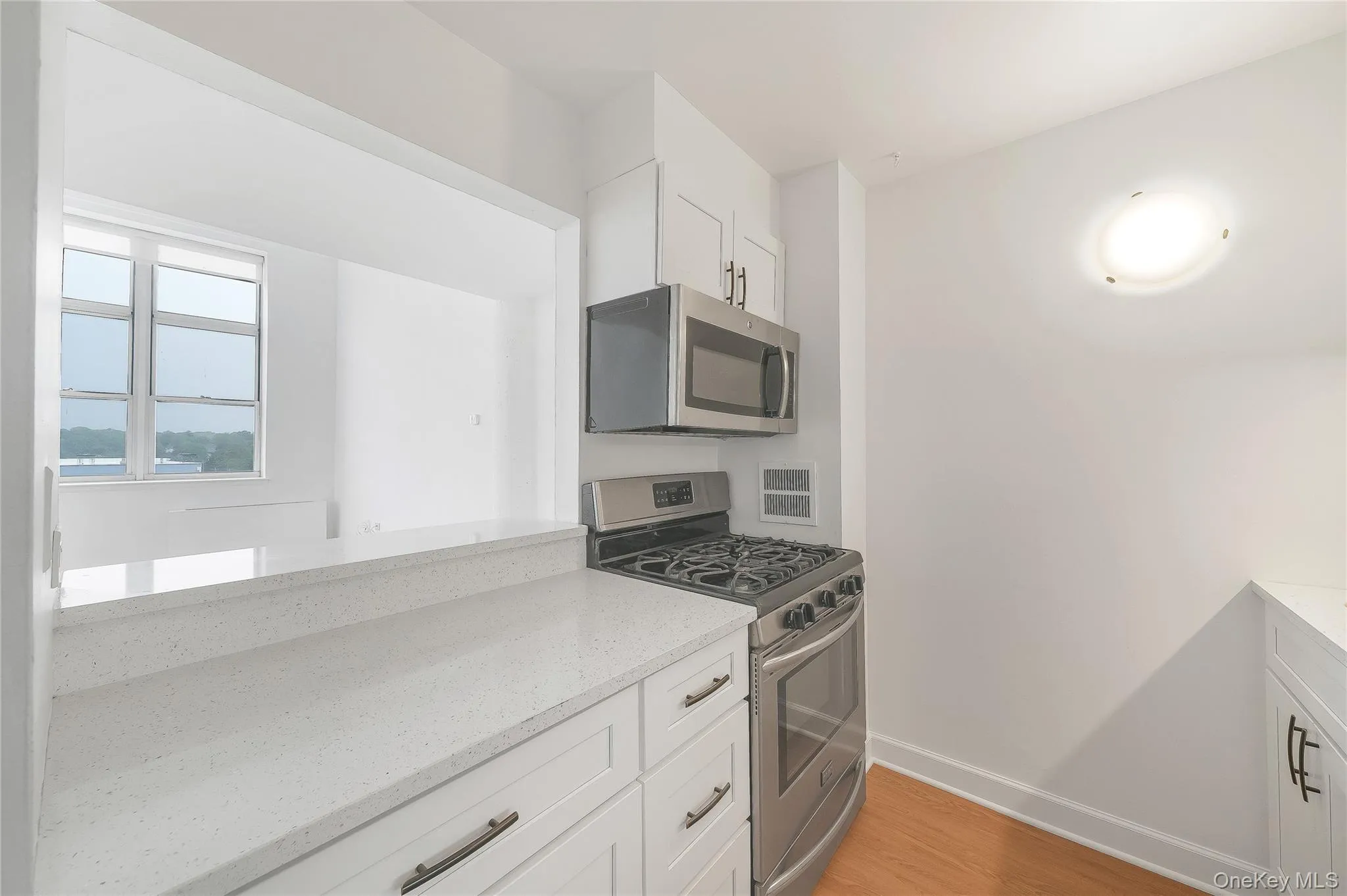 1 Landmark Square, Rye Town, NY, 1 Bedroom Bedrooms, 5 Rooms Rooms,2 BathroomsBathrooms,Residential Lease,For Rent,Landmark,0,1006144 1 Landmark Square, Rye Town, NY, 1 Bedroom Bedrooms, 5 Rooms Rooms,2 BathroomsBathrooms,Residential Lease,For Rent,Landmark,0,1006144