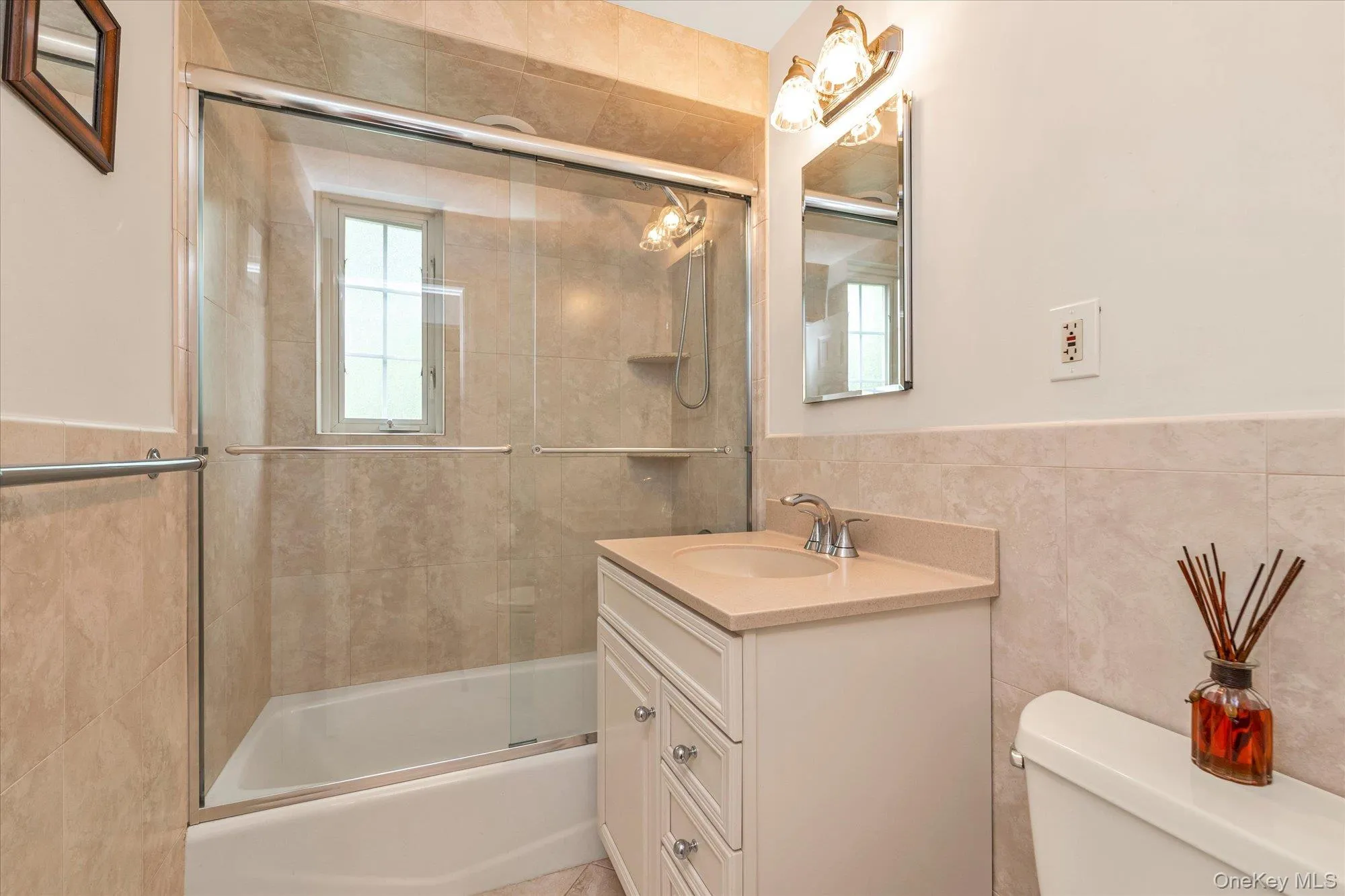 441 Main Street, Huntington, NY, 1 Bedroom Bedrooms, 3 Rooms Rooms,1 BathroomBathrooms,Residential,For Rent,Main,0,1006148 441 Main Street, Huntington, NY, 1 Bedroom Bedrooms, 3 Rooms Rooms,1 BathroomBathrooms,Residential,For Rent,Main,0,1006148